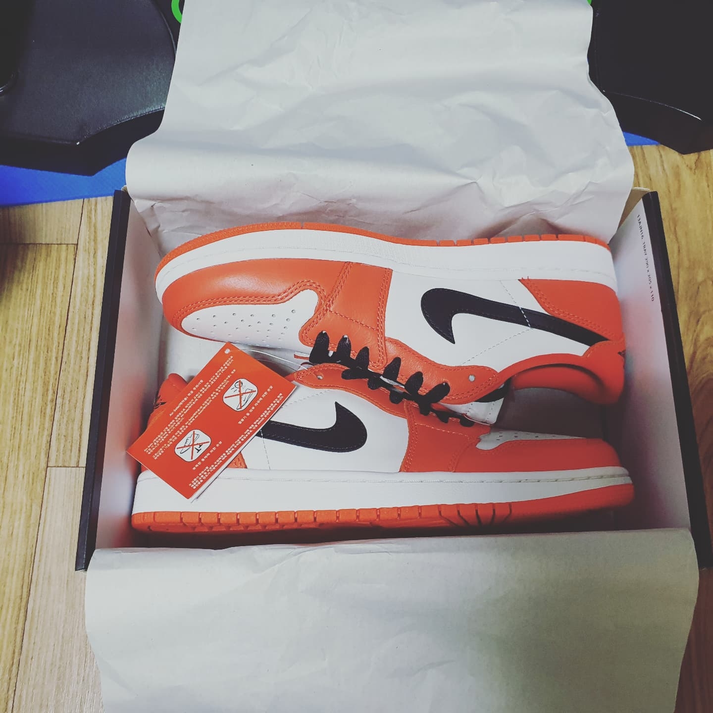 Jordan 1 Low OG Starfish 착용 스타일 - 1