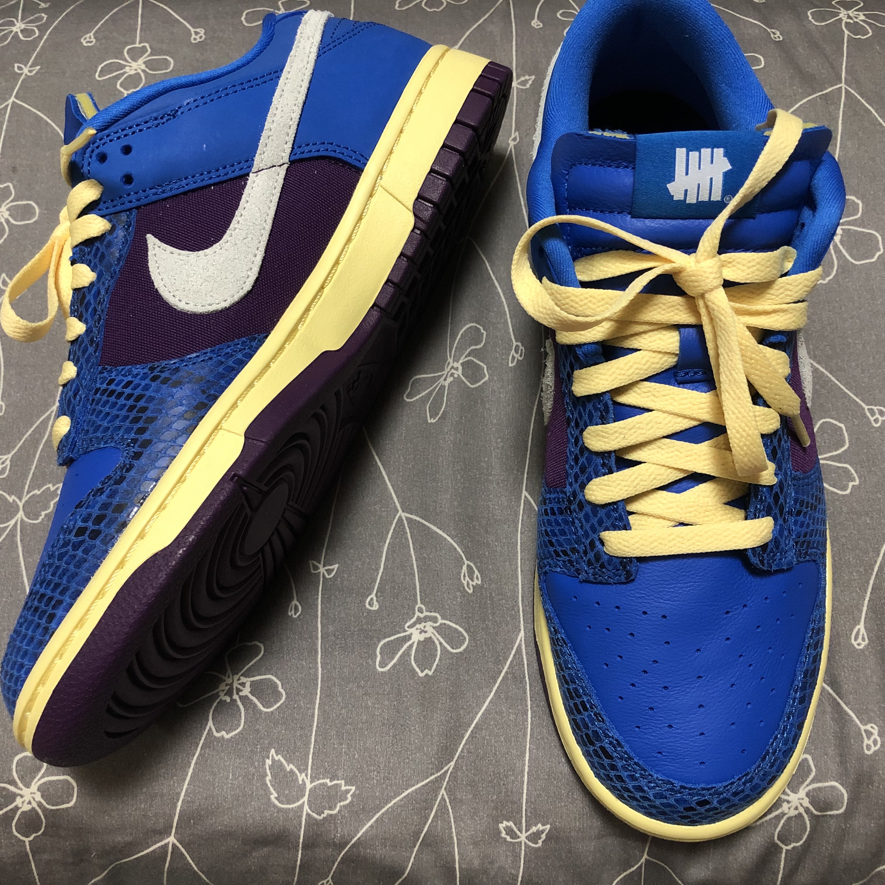 Nike x Undefeated Dunk Low SP 5 On It, Nike x Undefeated Air Force 1 Low SP 5 On It 착용 스타일 - 1