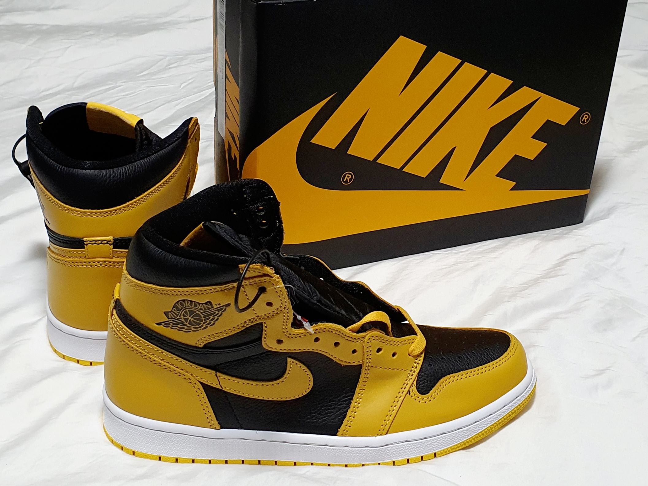 Jordan 1 Retro High OG Pollen 착용 스타일 - 1