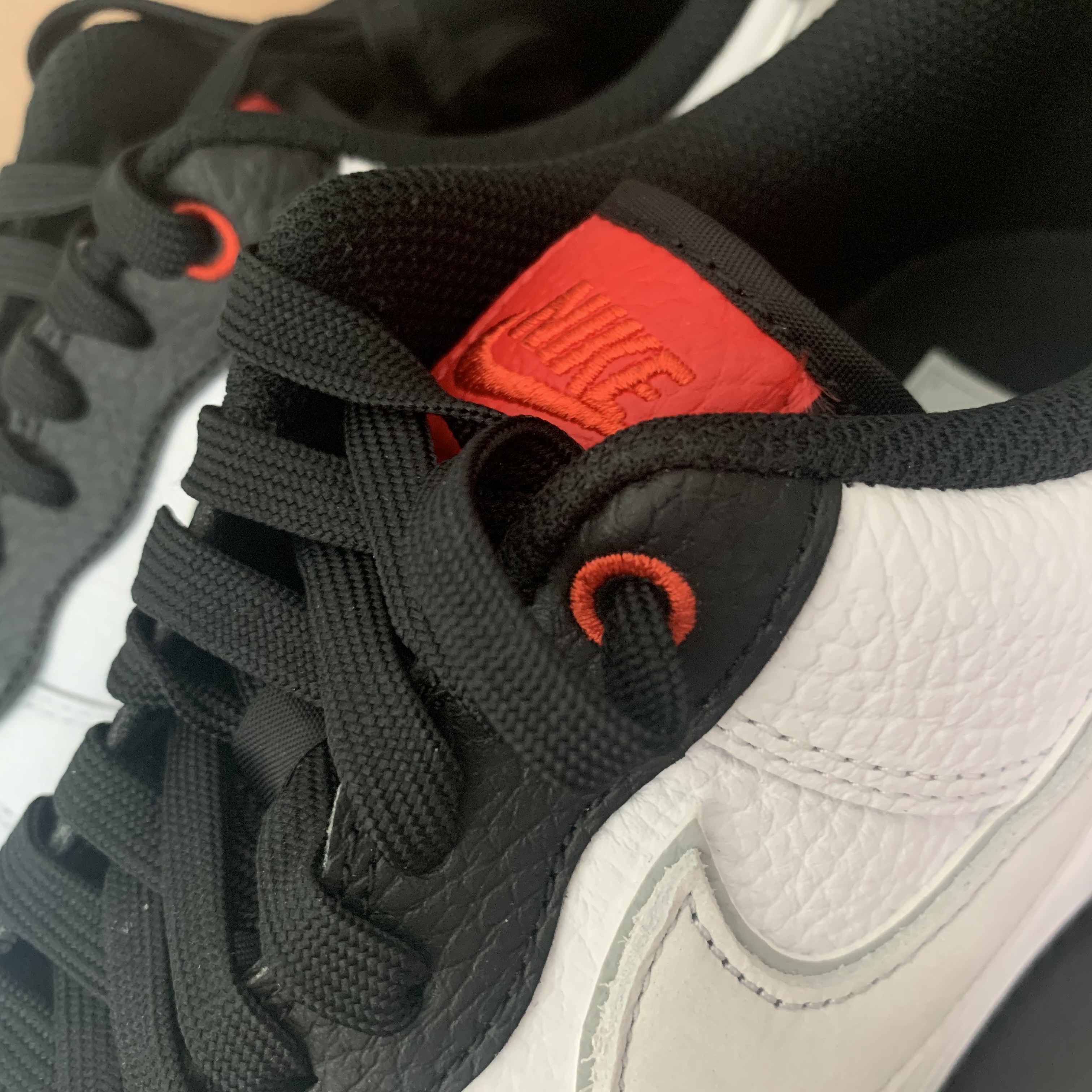 Nike Air Force 1 '07 LX Milky Stork 착용 스타일 - 3