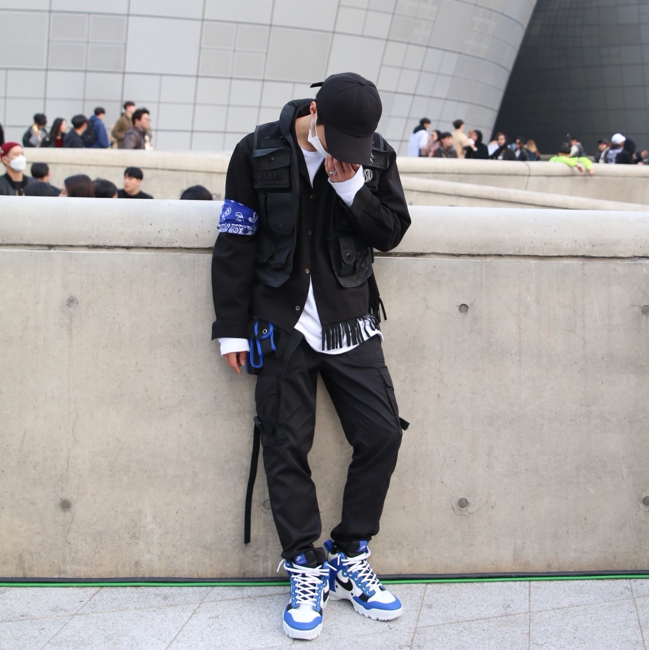 Nike x Undercover SFB Jungle Dunk White 착용 스타일 - 1