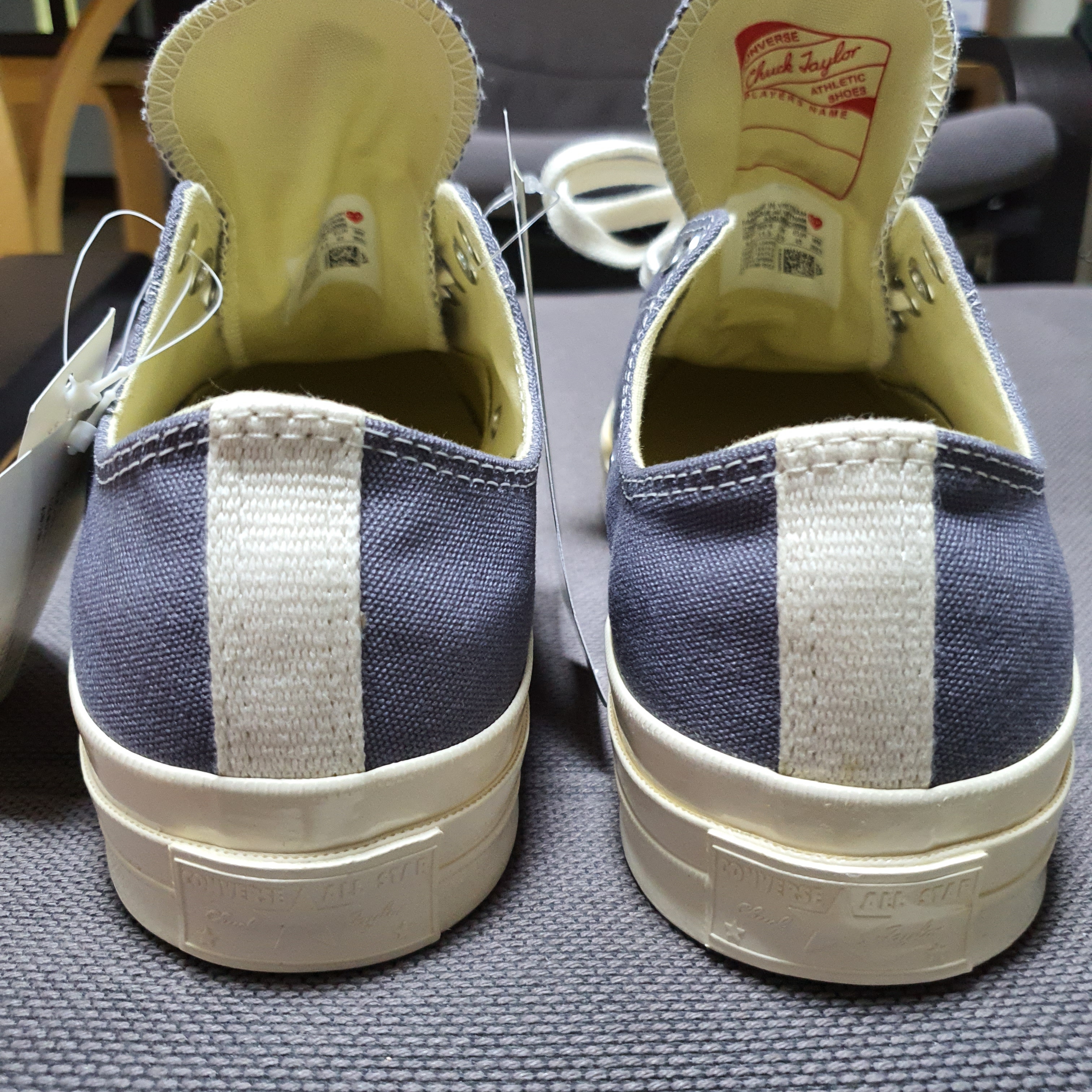 Converse x Play Comme des Garcons Chuck 70 Ox Steel Gray 착용 스타일 - 5