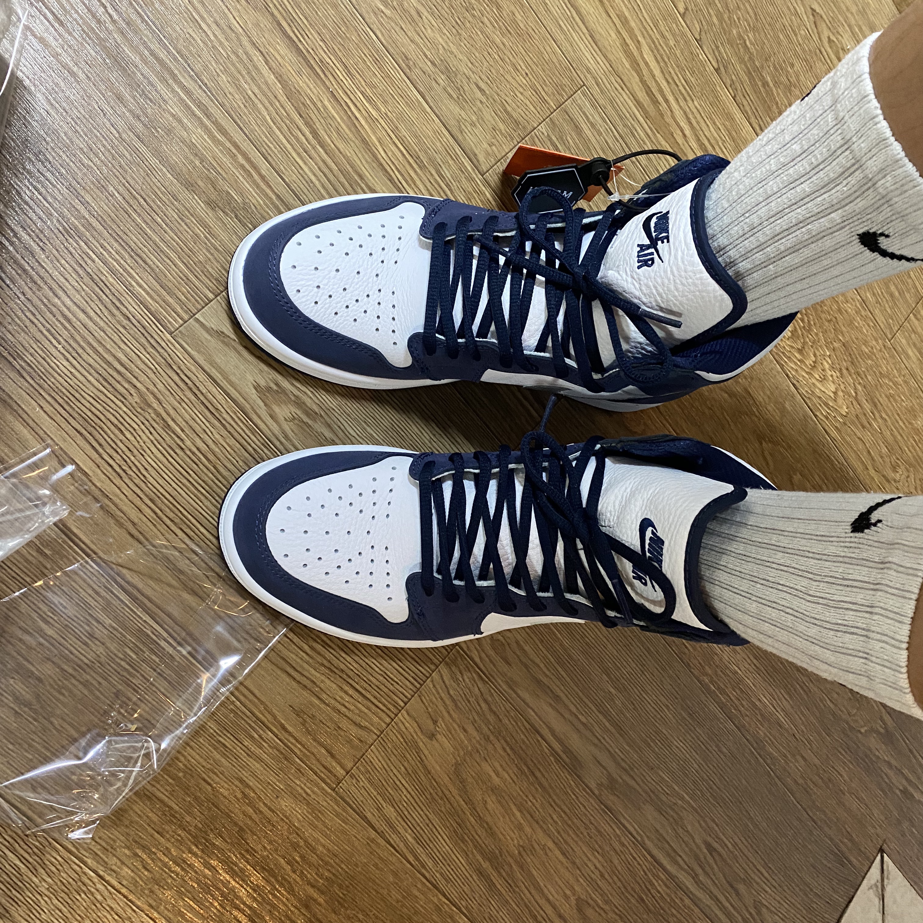 Jordan 1 Retro High OG CO.JP Midnight Navy 착용 스타일 - 1