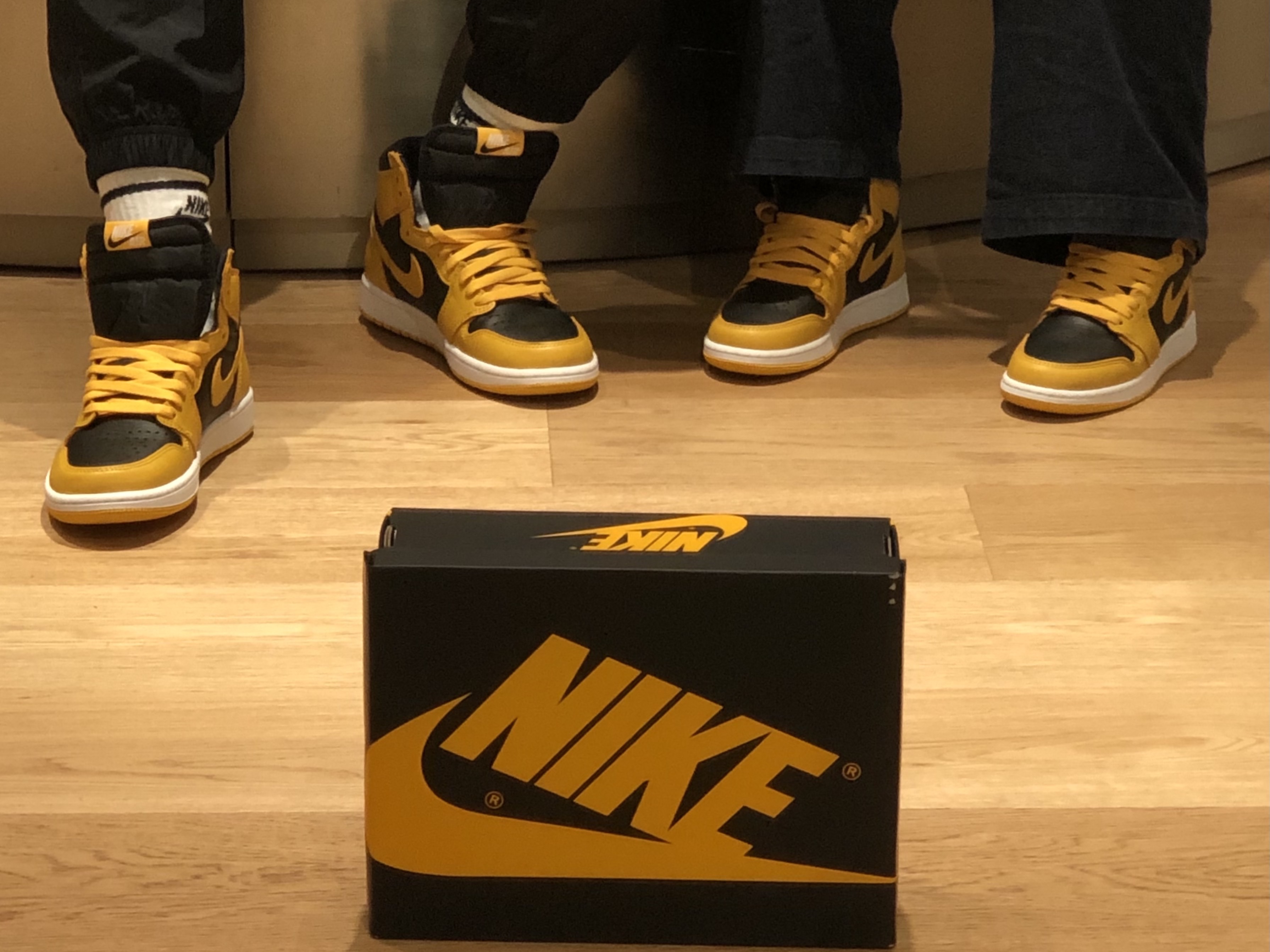 Jordan 1 Retro High OG Pollen, (GS) Jordan 1 Retro High OG Pollen 착용 스타일