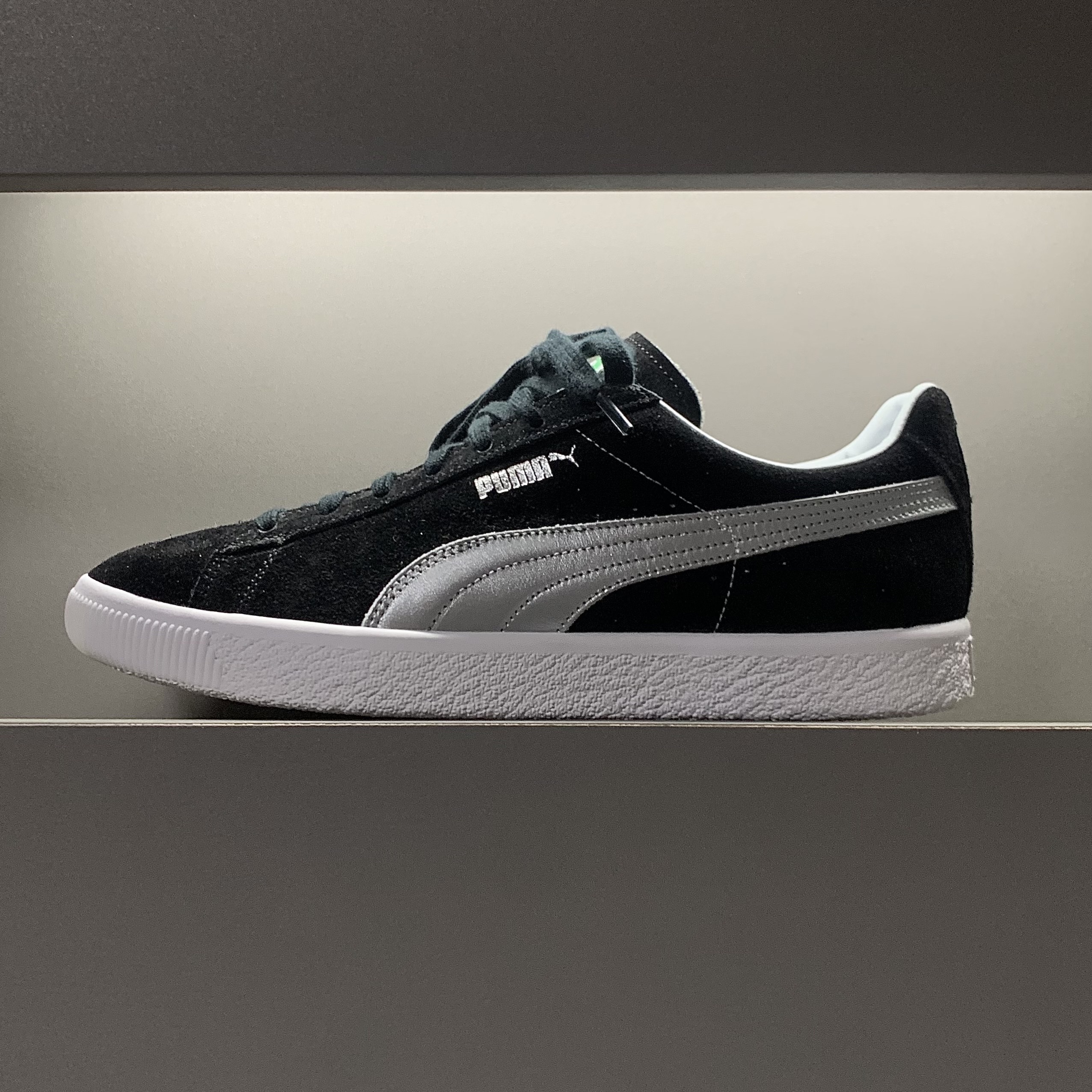 Puma Suede Vintage Made In Japan Black Silver 착용 스타일