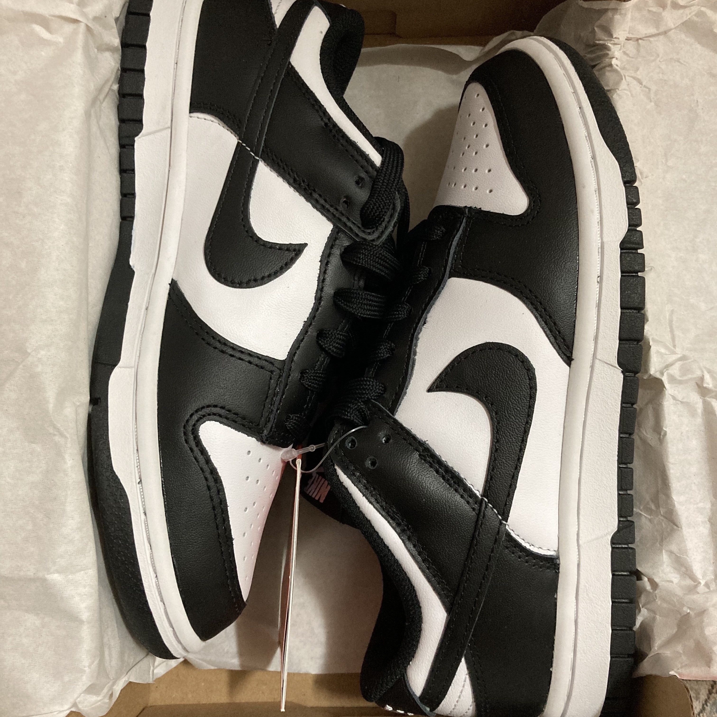 (W) Nike Dunk Low Black 착용 스타일