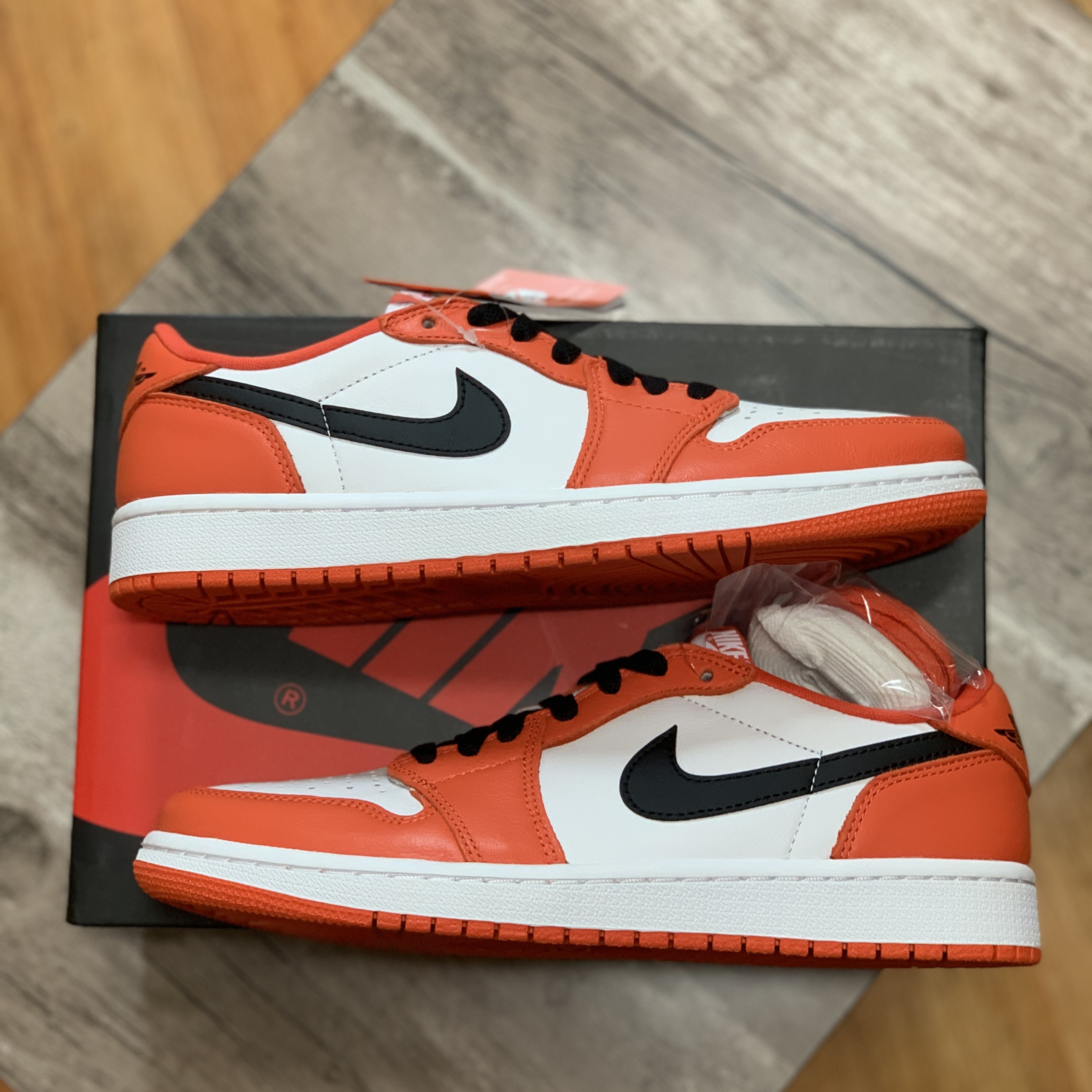 Jordan 1 Low OG Starfish, (W) Jordan 1 Low OG Starfish 착용 스타일 - 2