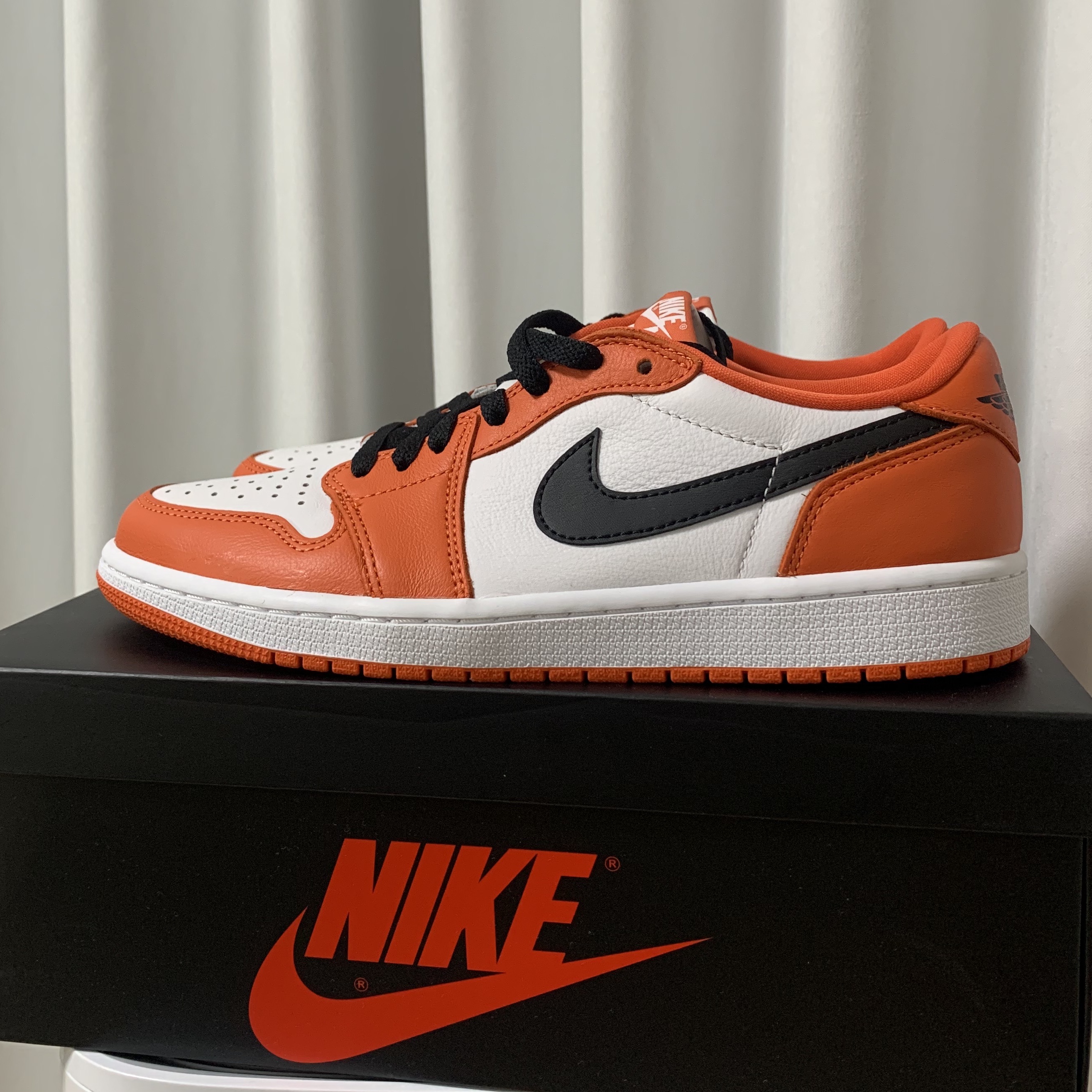 Jordan 1 Low OG Starfish 착용 스타일