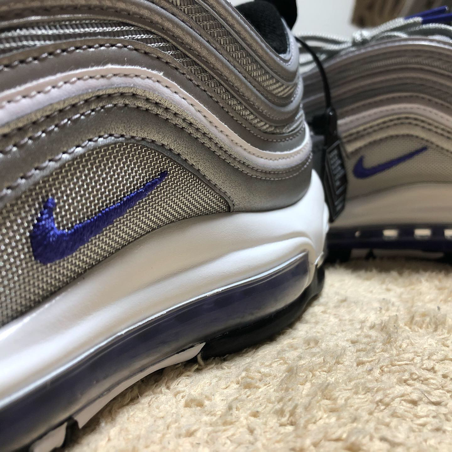 Nike Air Max 97 Persian Violet 착용 스타일 - 2