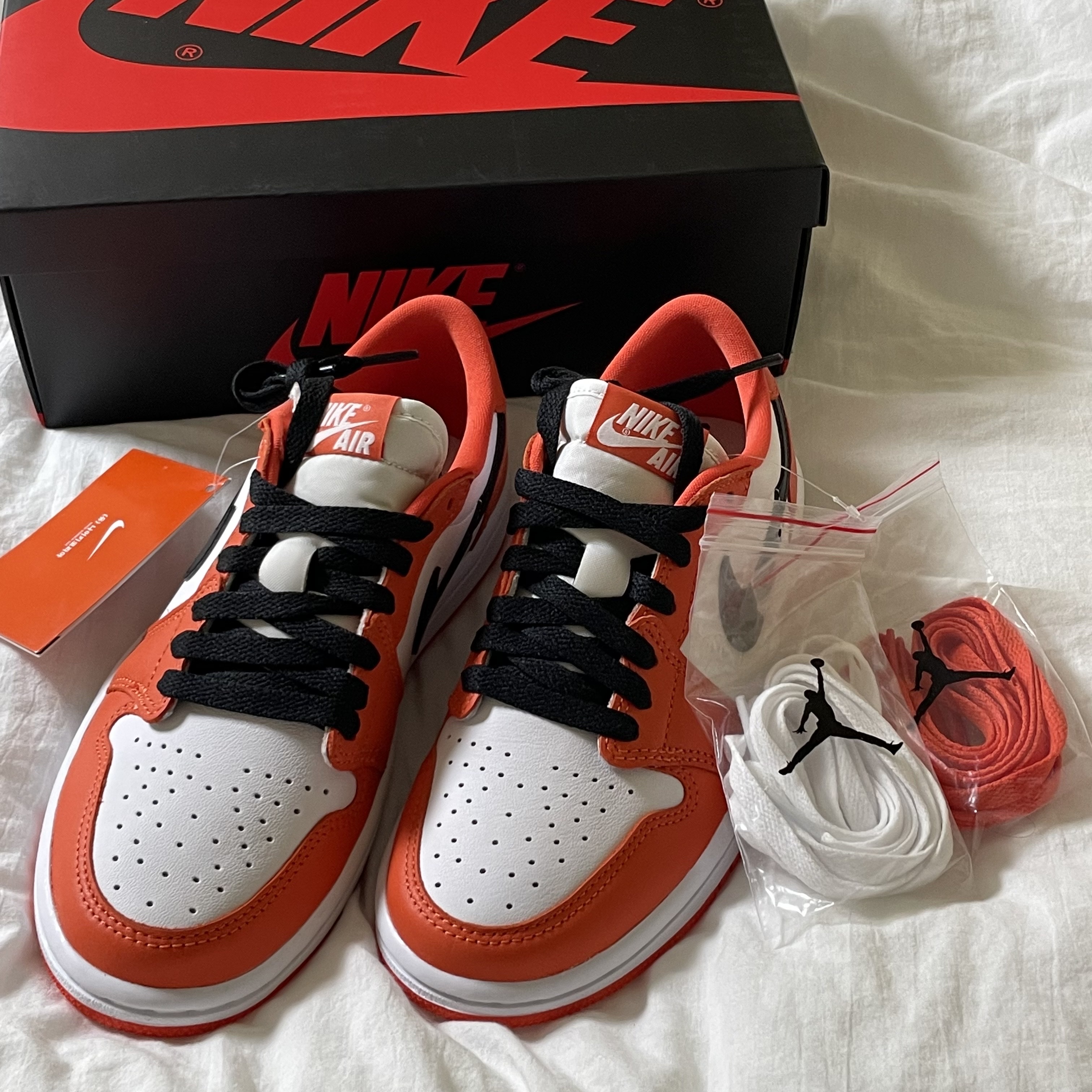 (W) Jordan 1 Low OG Starfish 착용 스타일 - 3