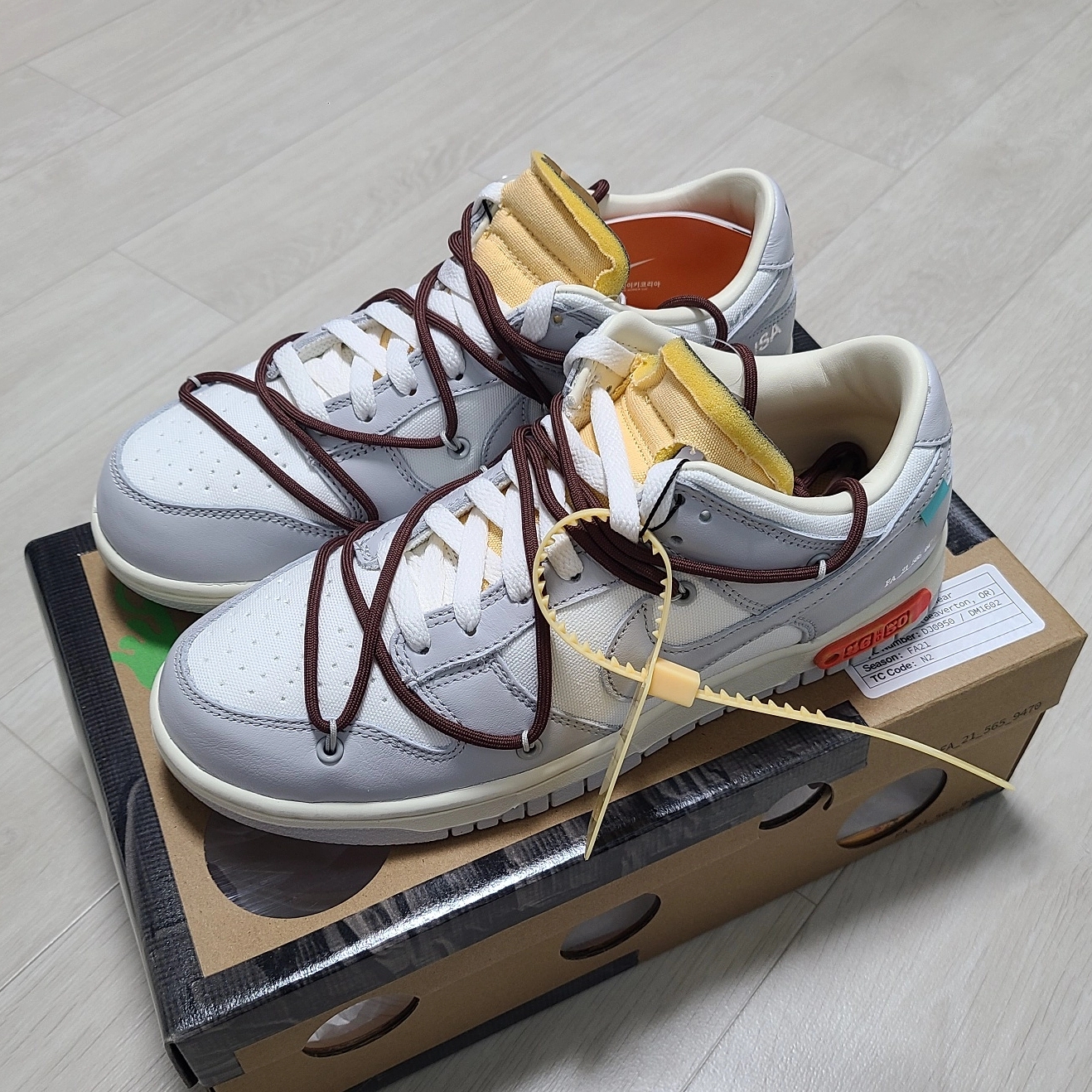 Nike x Off-White Dunk Low The 50 - Lot 46 착용 스타일 - 2