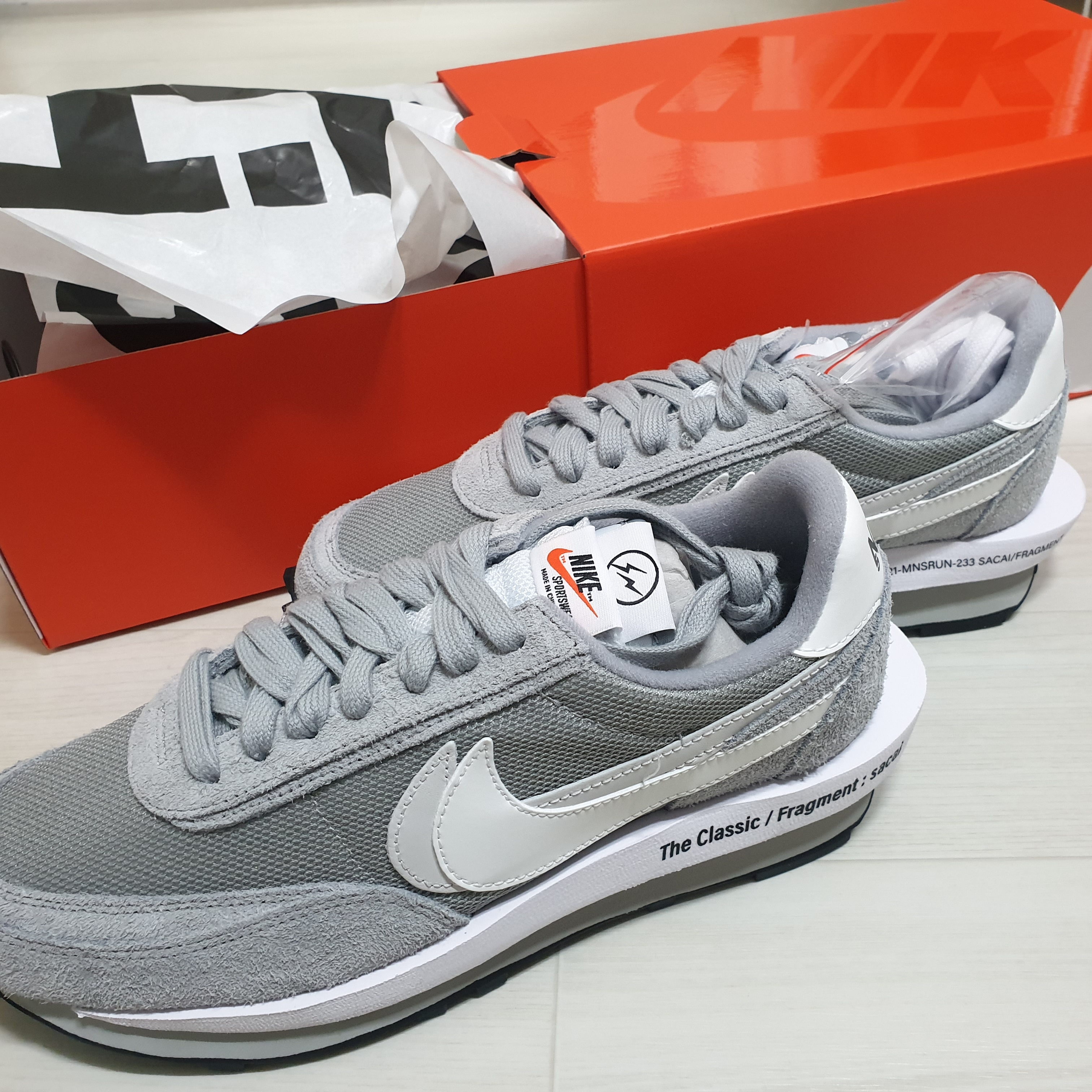 Nike x Sacai x Fragment LDWaffle Light Smoke Grey 착용 스타일