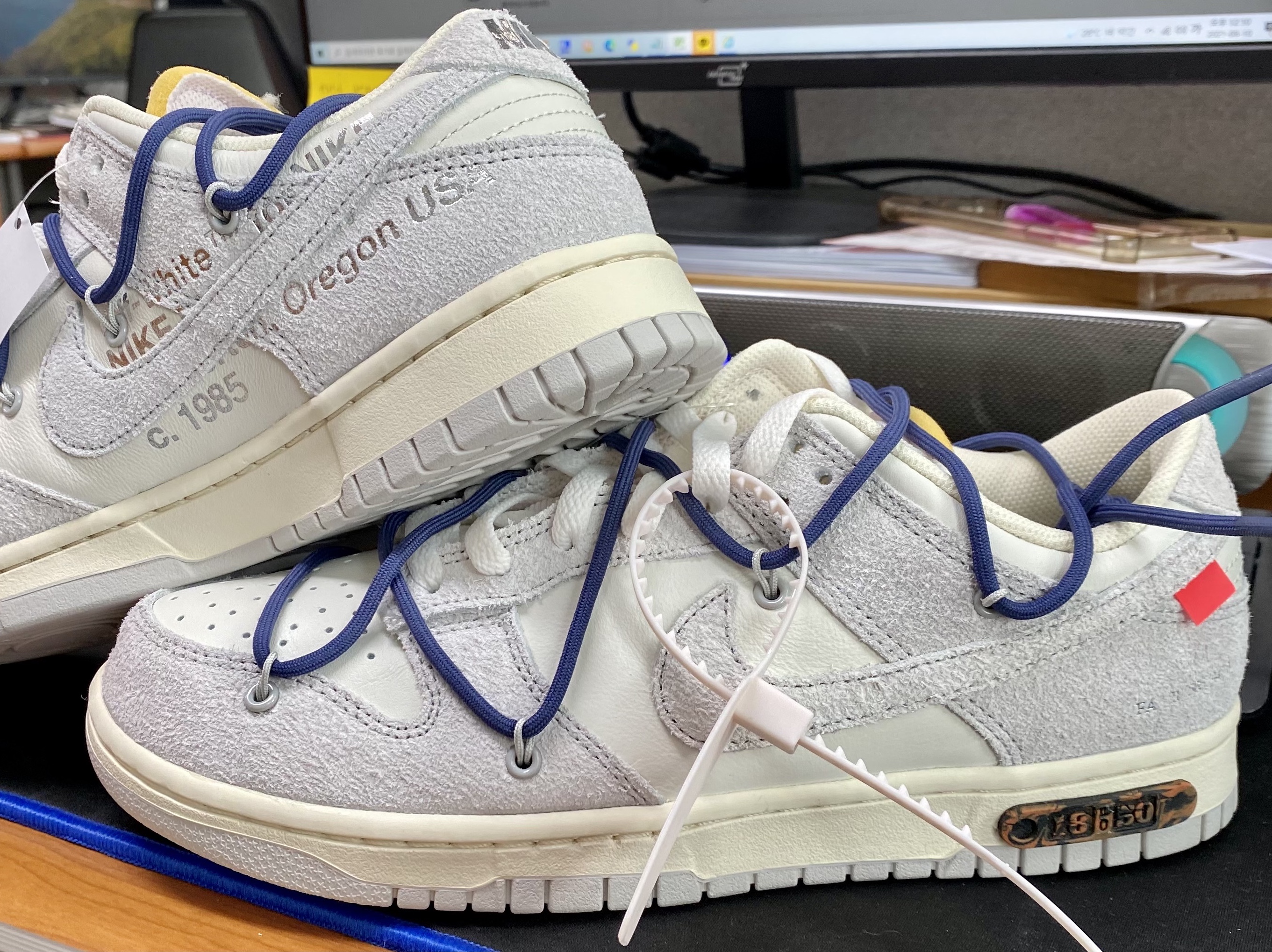 Nike x Off-White Dunk Low The 50 - Lot 18 착용 스타일