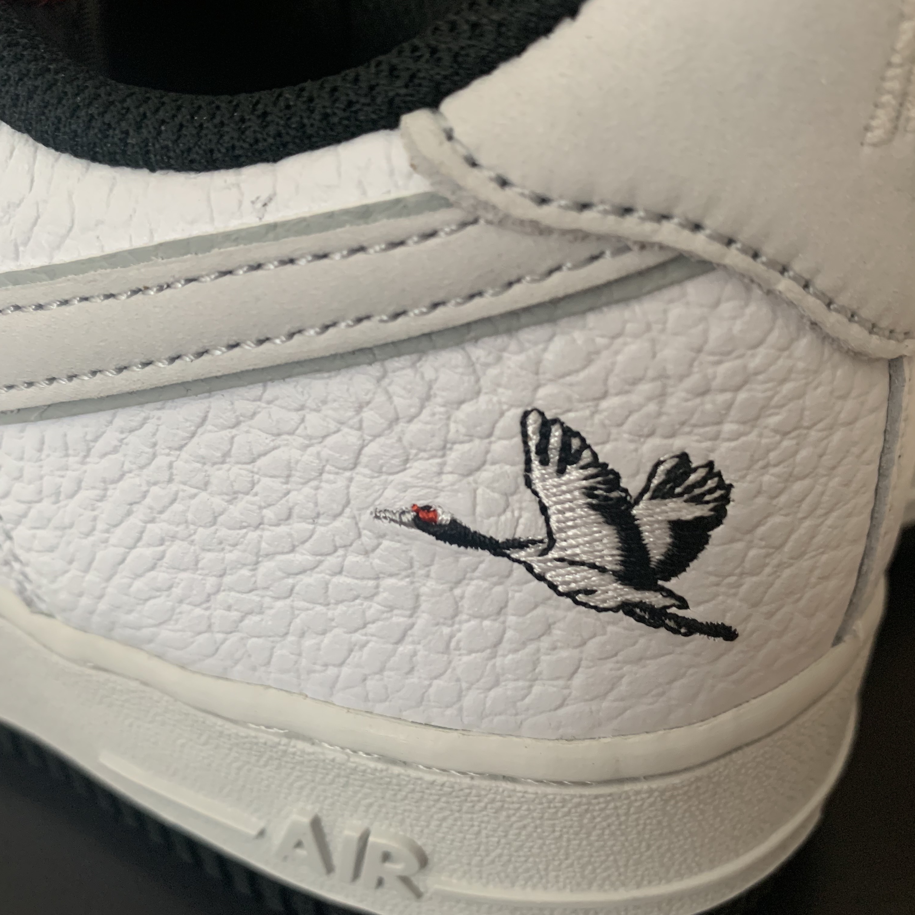 Nike Air Force 1 '07 LX Milky Stork 착용 스타일 - 2