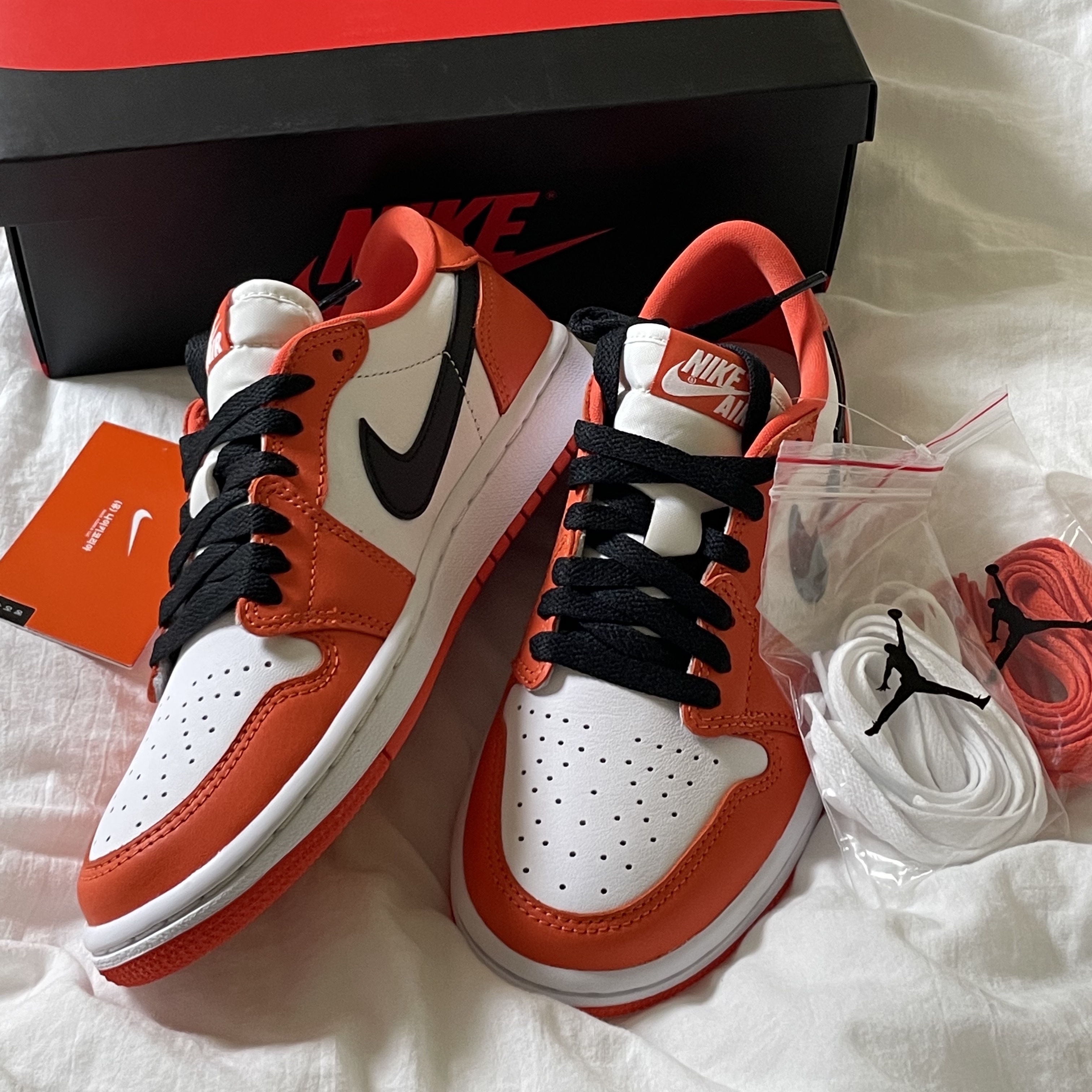 (W) Jordan 1 Low OG Starfish 착용 스타일 - 2