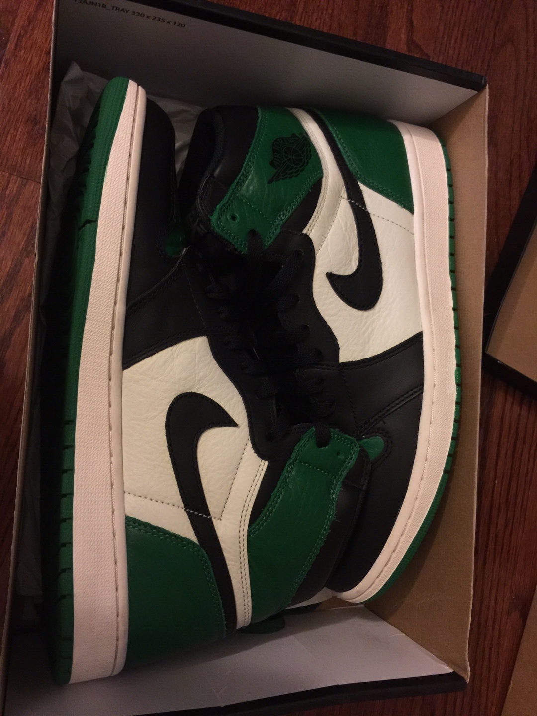 Jordan 1 Retro High OG Pine Green 착용 스타일