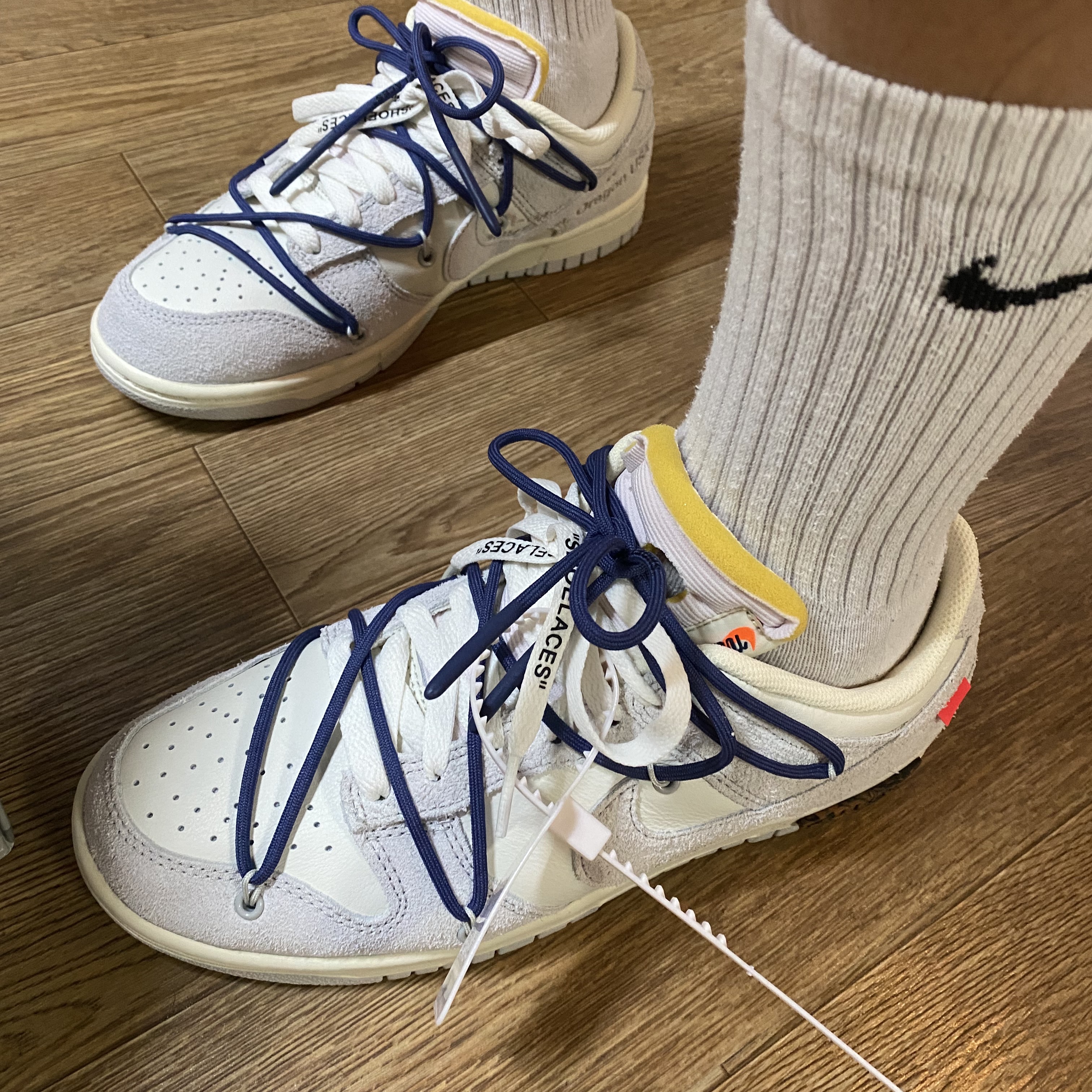 Nike x Off-White Dunk Low The 50 - Lot 18 착용 스타일 - 2