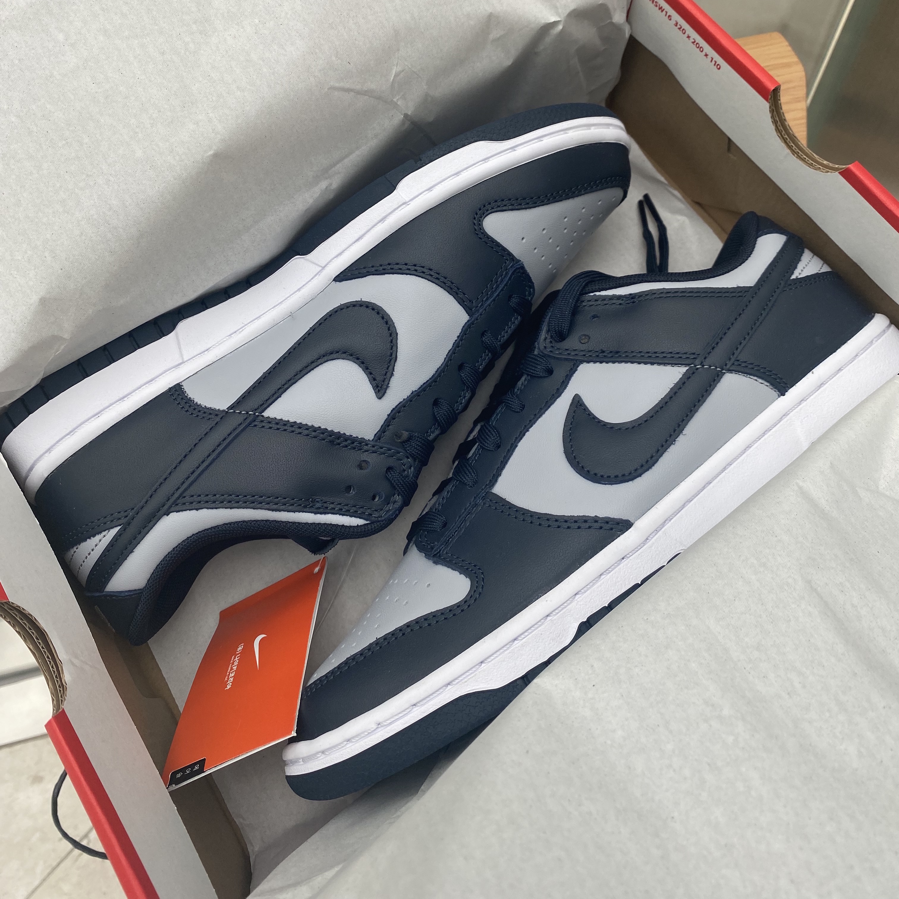 Nike Dunk Low Retro Championship Grey 착용 스타일