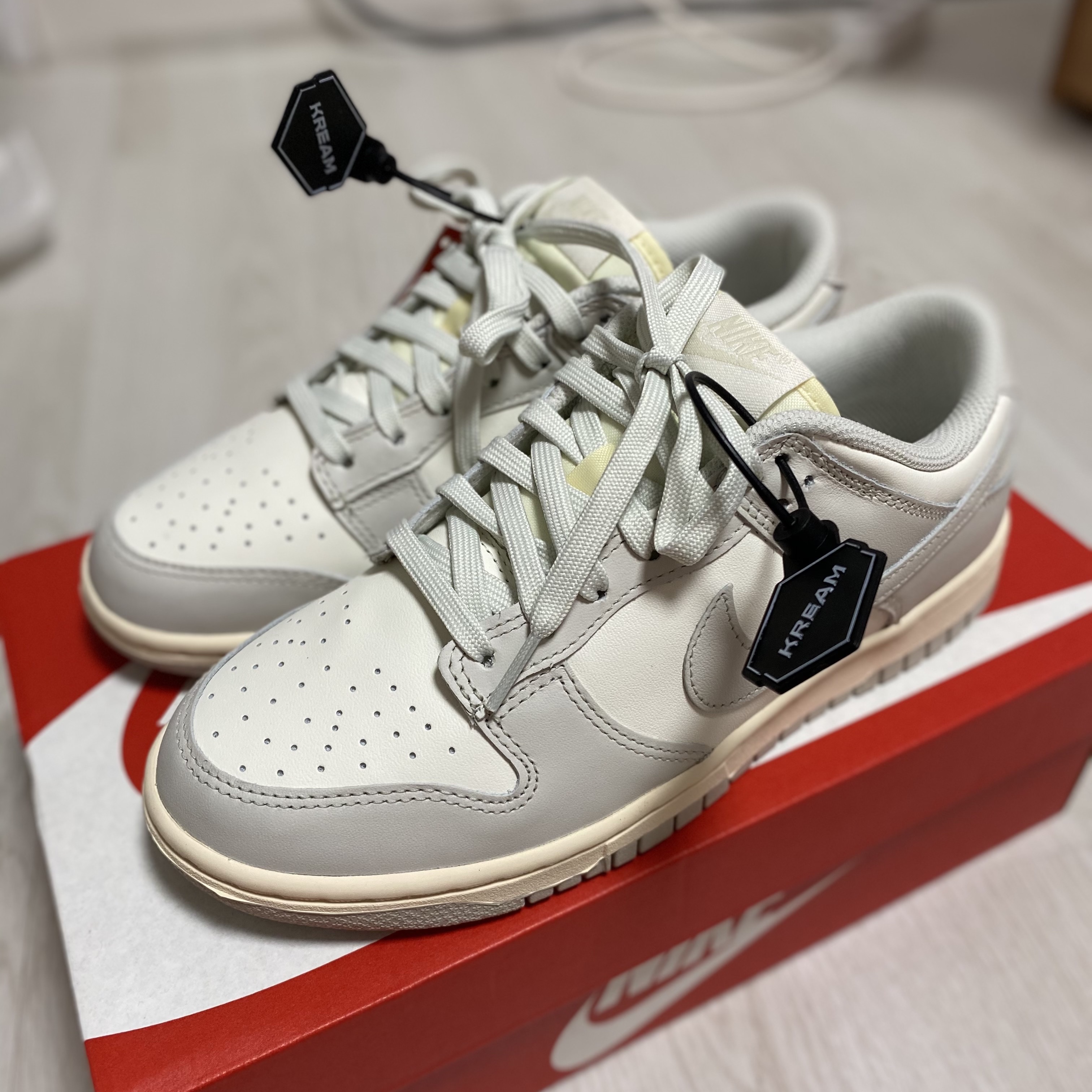 (W) Nike Dunk Low Light Bone 착용 스타일