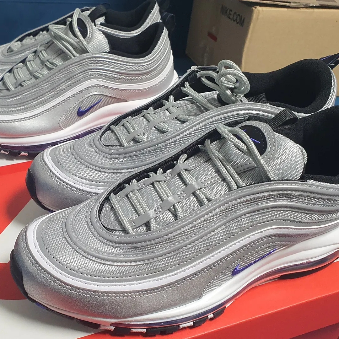 Nike x Sacai x Fragment LDWaffle Light Smoke Grey, Nike Air Max 97 Persian Violet 착용 스타일 - 2