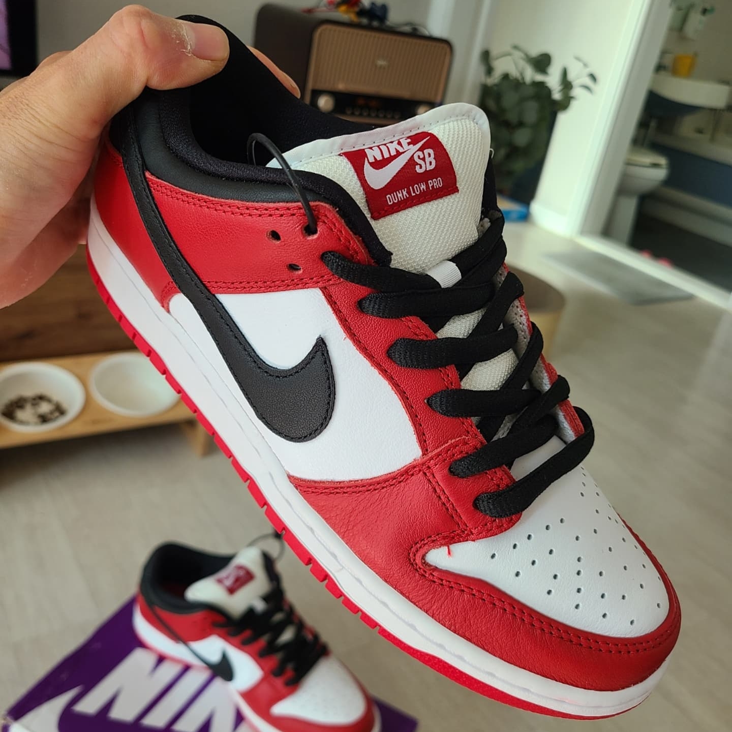 Nike SB Dunk Low Pro Chicago, Nike NRG Solo Swoosh Fleece Pants Black - US/EU 착용 스타일 - 3