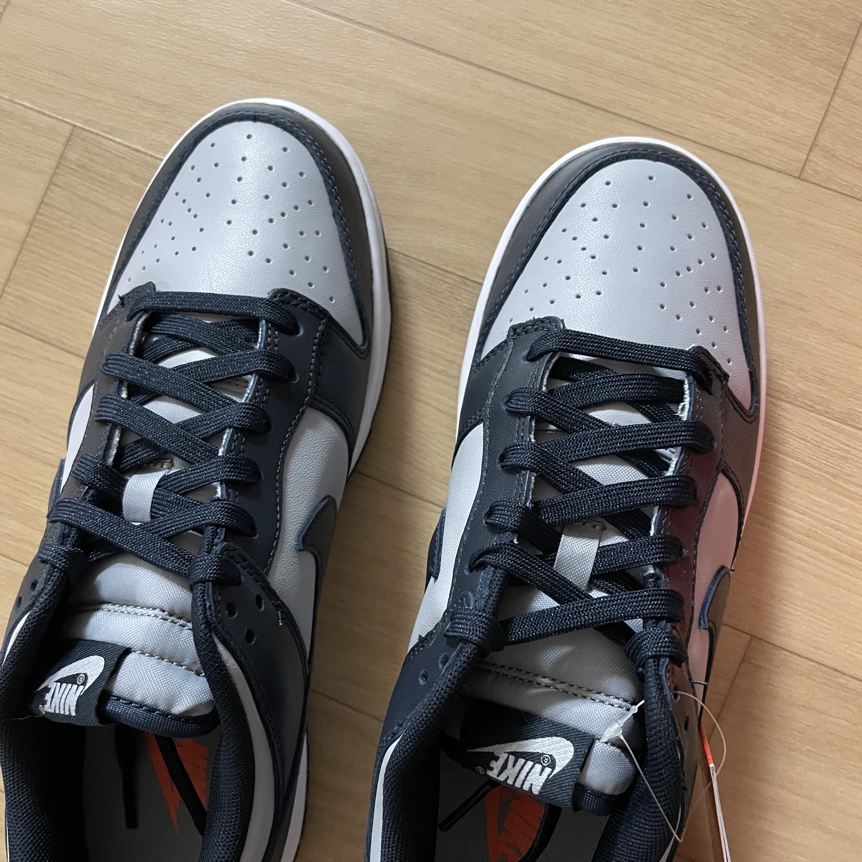 Nike Dunk Low Retro Championship Grey 착용 스타일