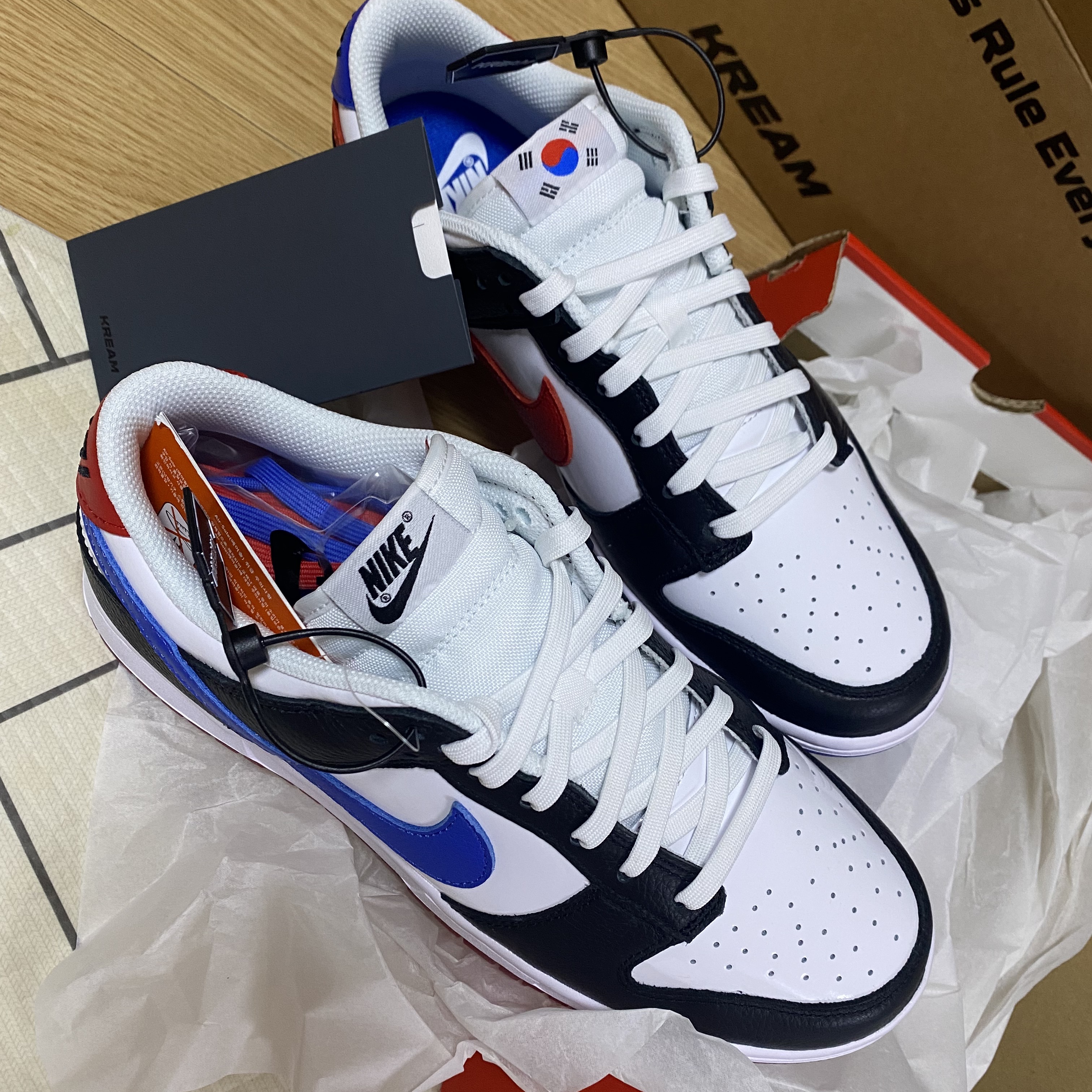 Nike Dunk Low SE Seoul 착용 스타일 - 2