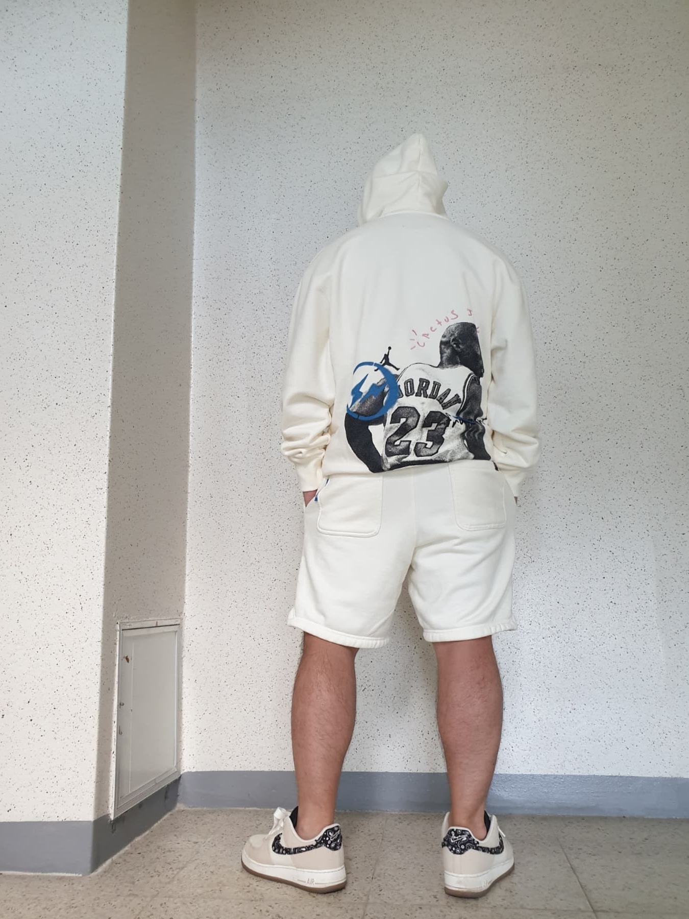 Jordan x Travis Scott x Fragment Hoodie Black (DJ0615-010), Jordan x Travis Scott x Fragment Shorts Black (DJ0617-010) 착용 스타일