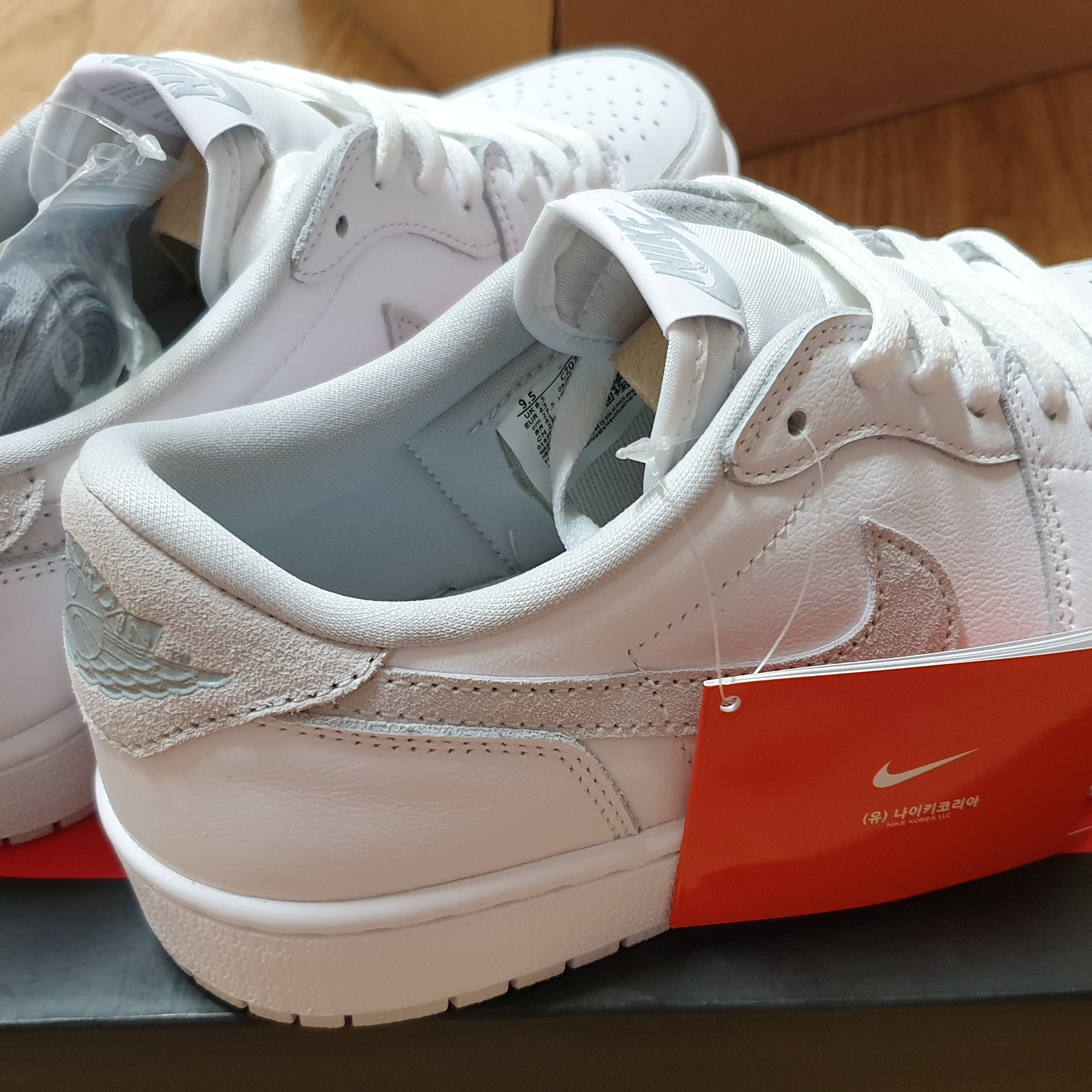 Jordan 1 Low OG Neutral Grey 착용 스타일 - 3