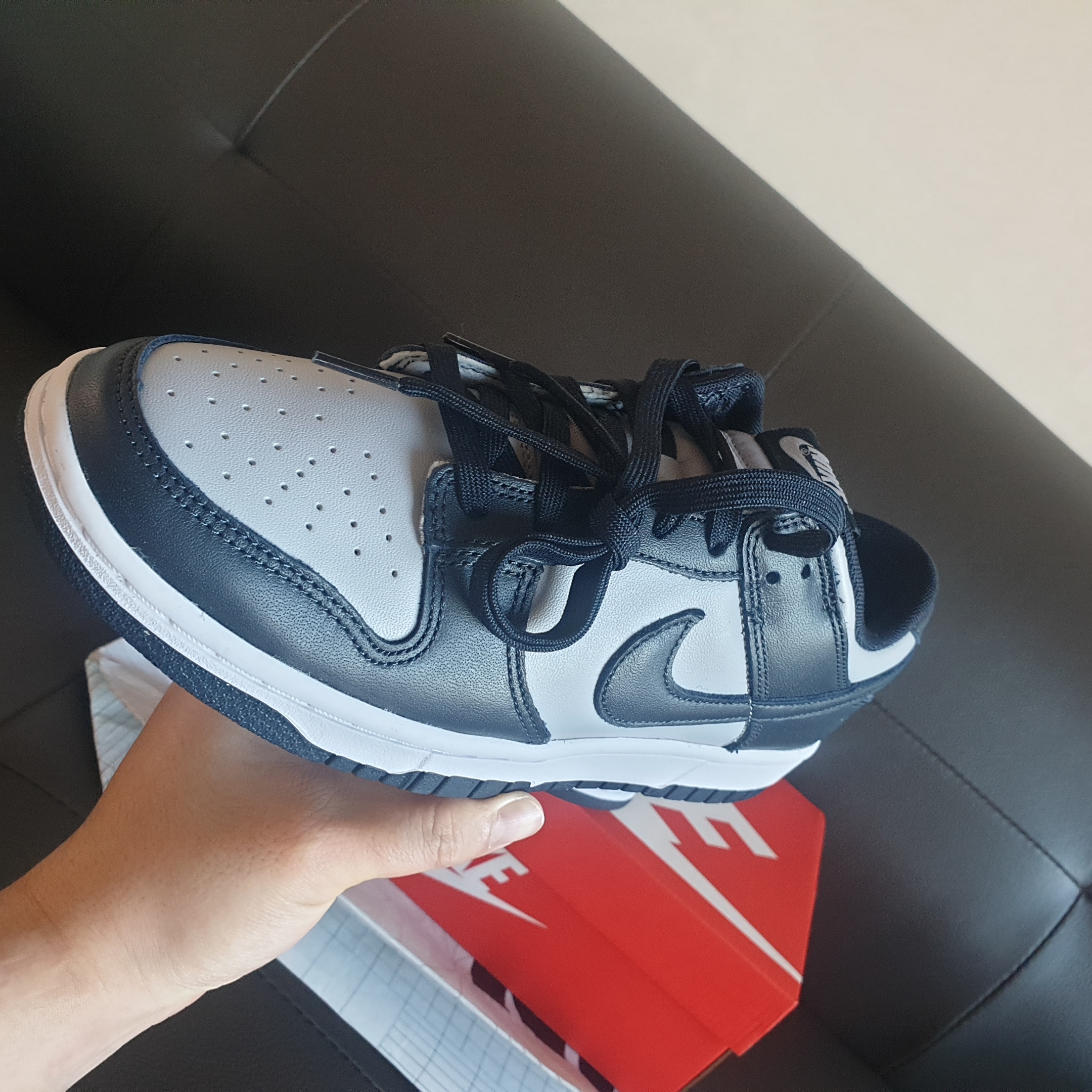 Nike Dunk Low Retro Championship Grey 착용 스타일 - 3