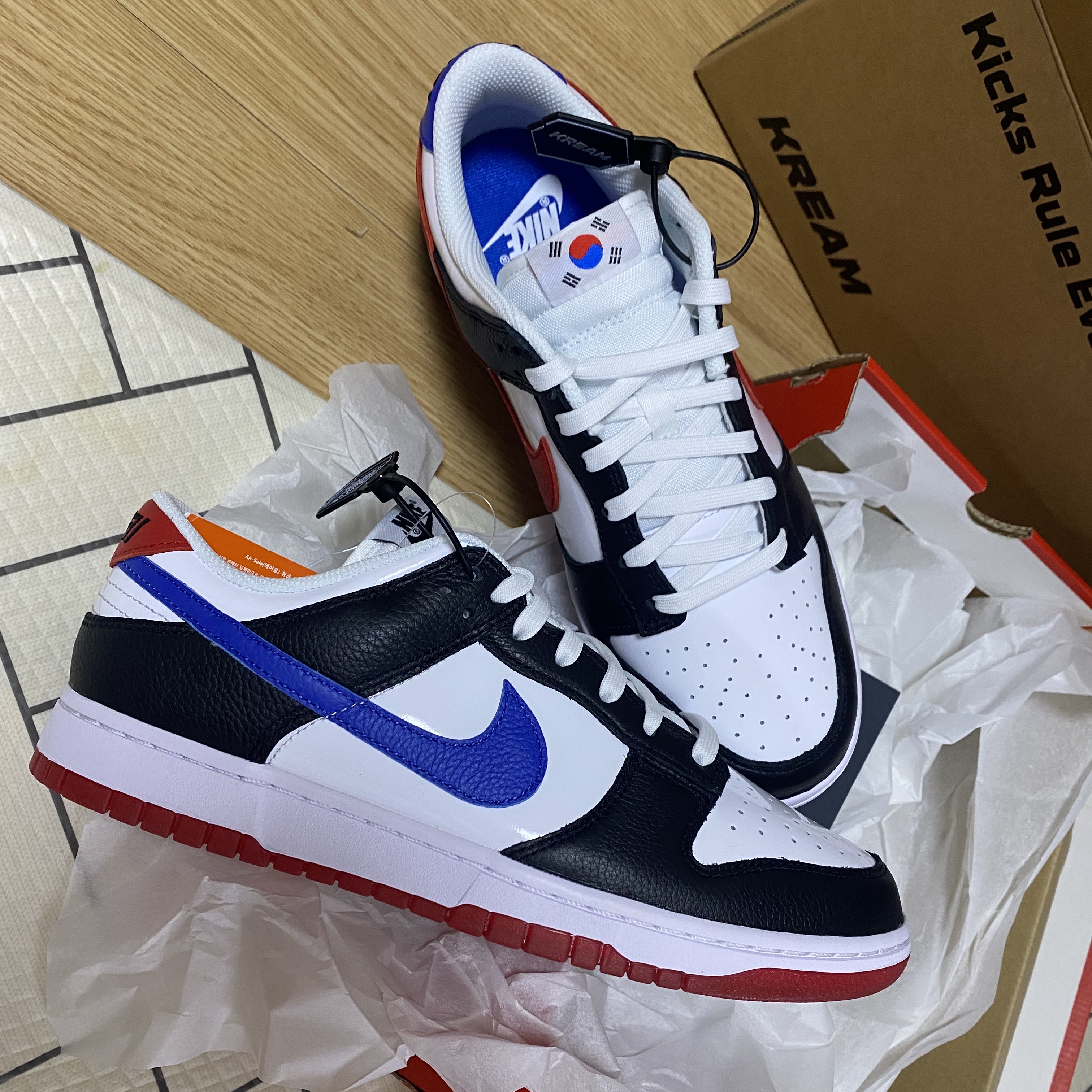 Nike Dunk Low SE Seoul 착용 스타일 - 1