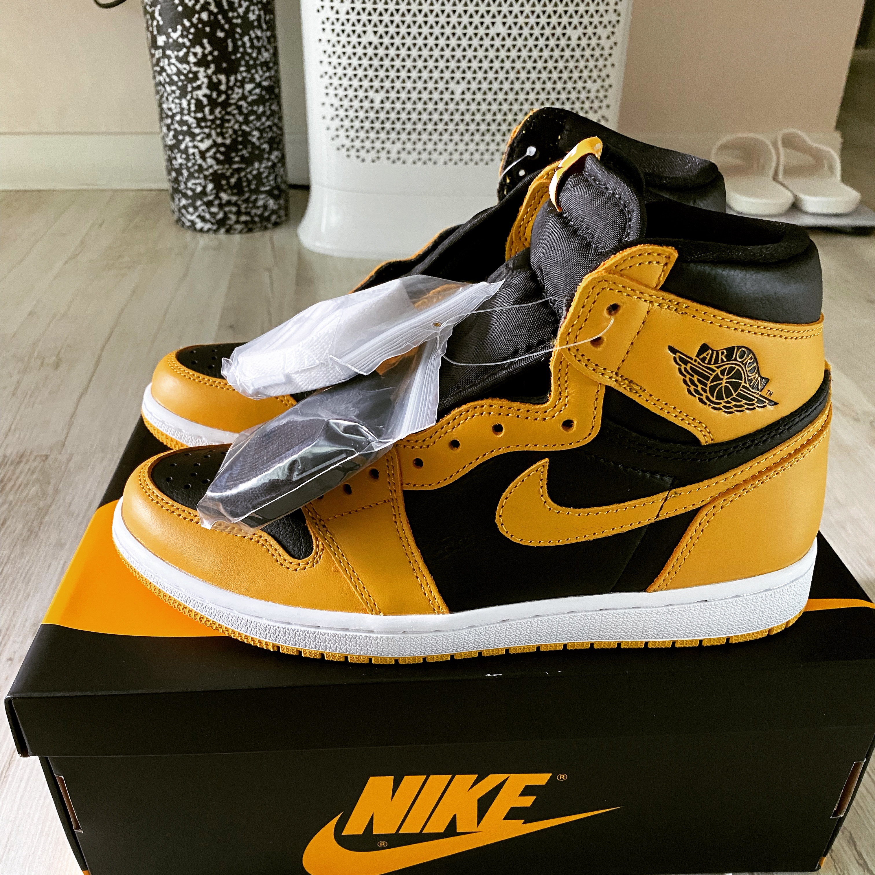 Jordan 1 Retro High OG Pollen 착용 스타일