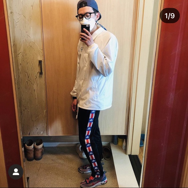Nike React Element 87 Red Orbit 착용 스타일