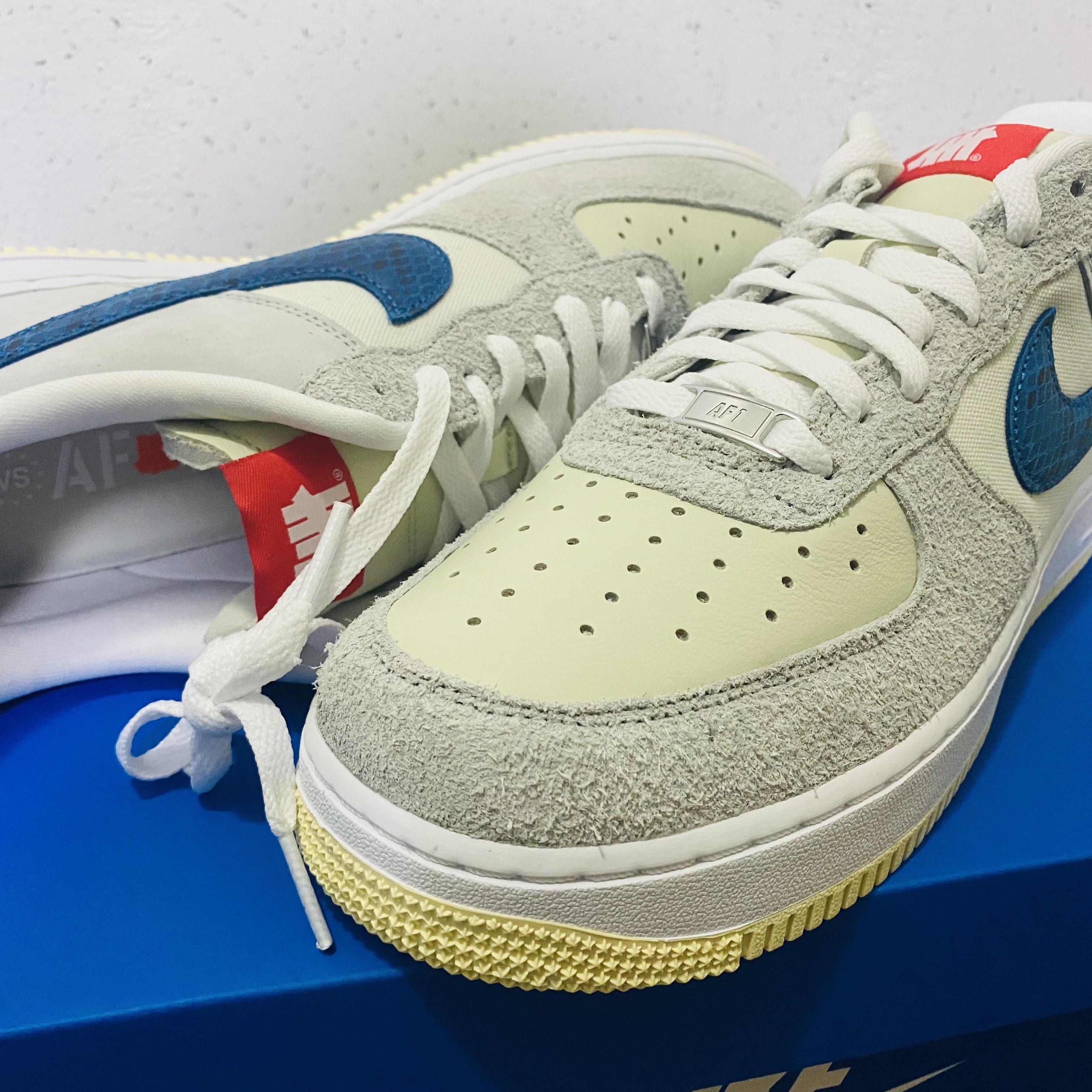 Nike x Undefeated Air Force 1 Low SP 5 On It 착용 스타일 - 2