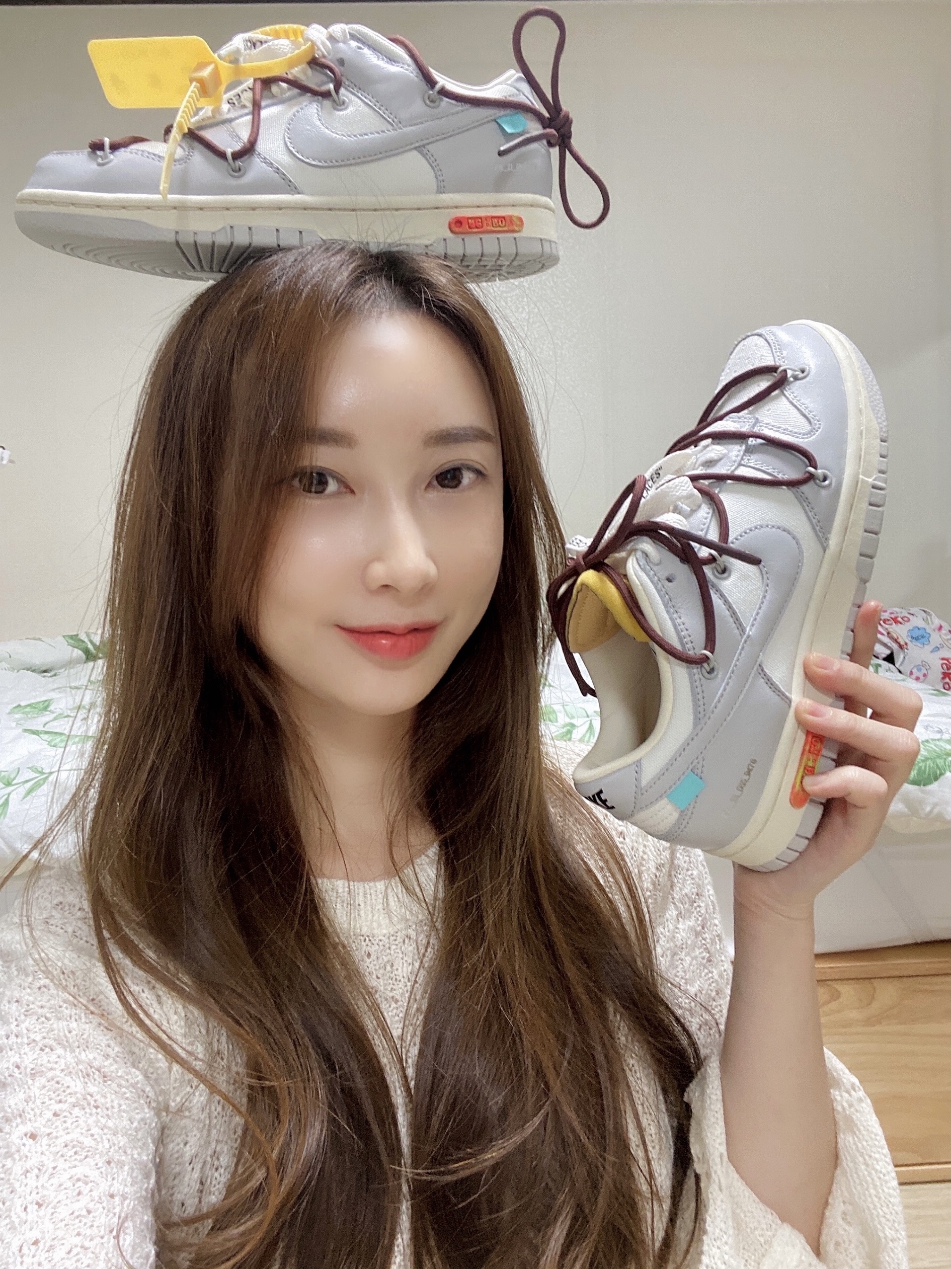 Nike x Sacai x Fragment LDWaffle Light Smoke Grey, Nike x Off-White Dunk Low The 50 - Lot 46 착용 스타일 - 2