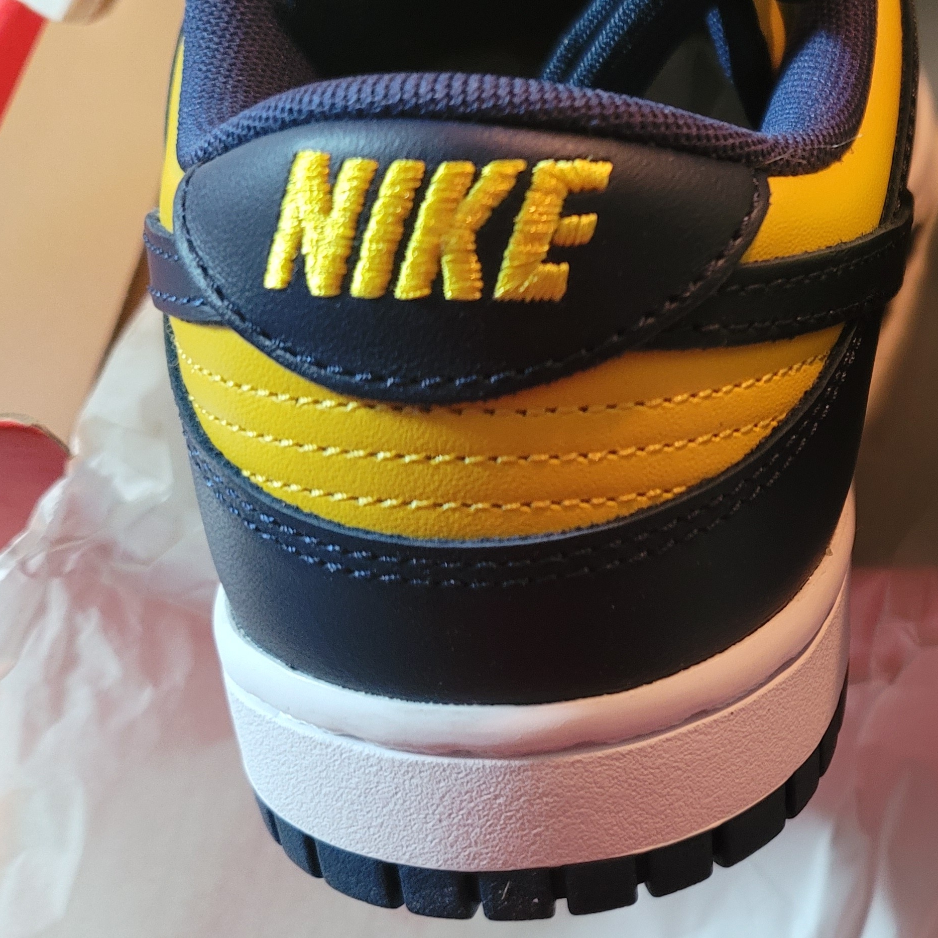 Nike Dunk Low Retro Varsity Maize 착용 스타일 - 2