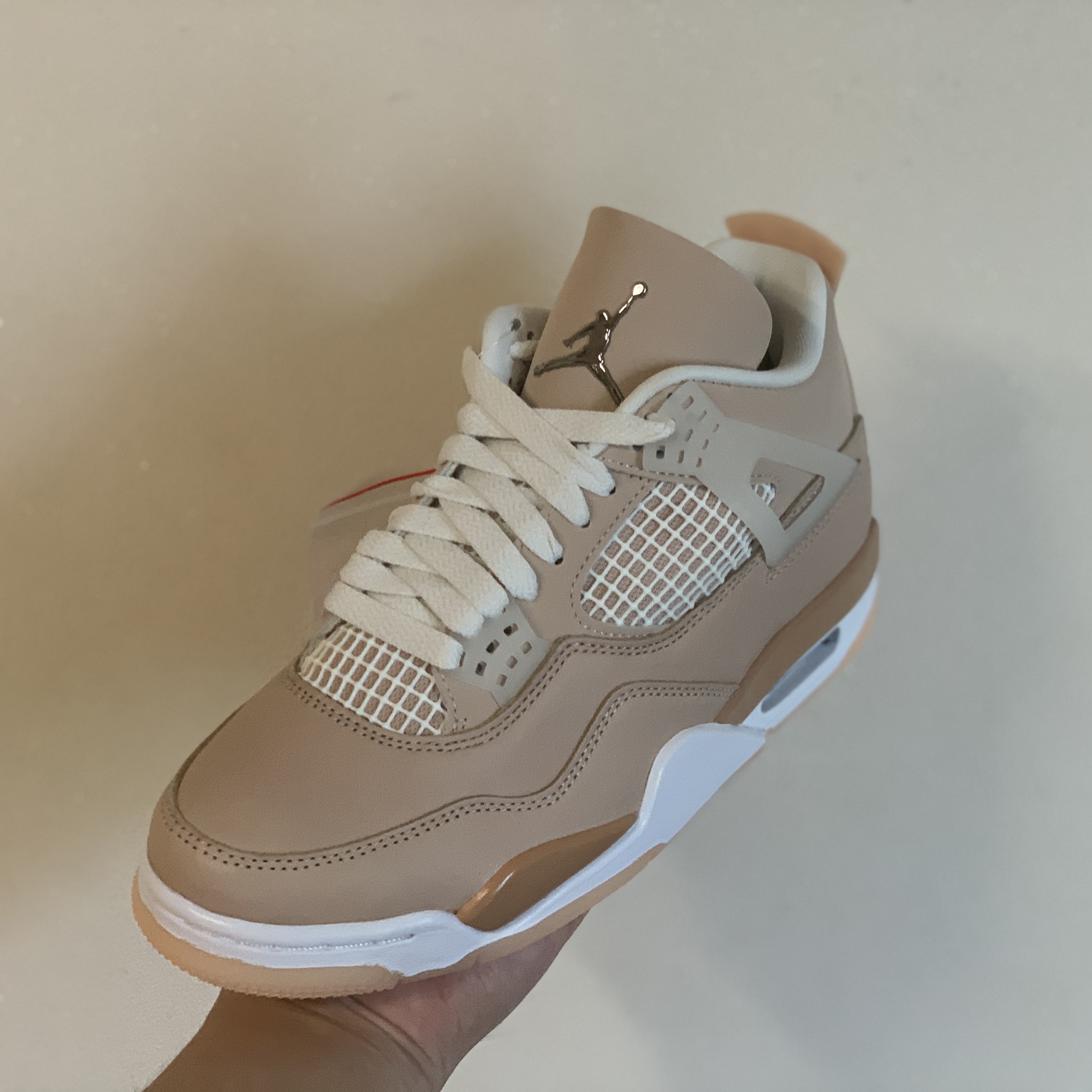 (W) Jordan 4 Retro Shimmer 착용 스타일