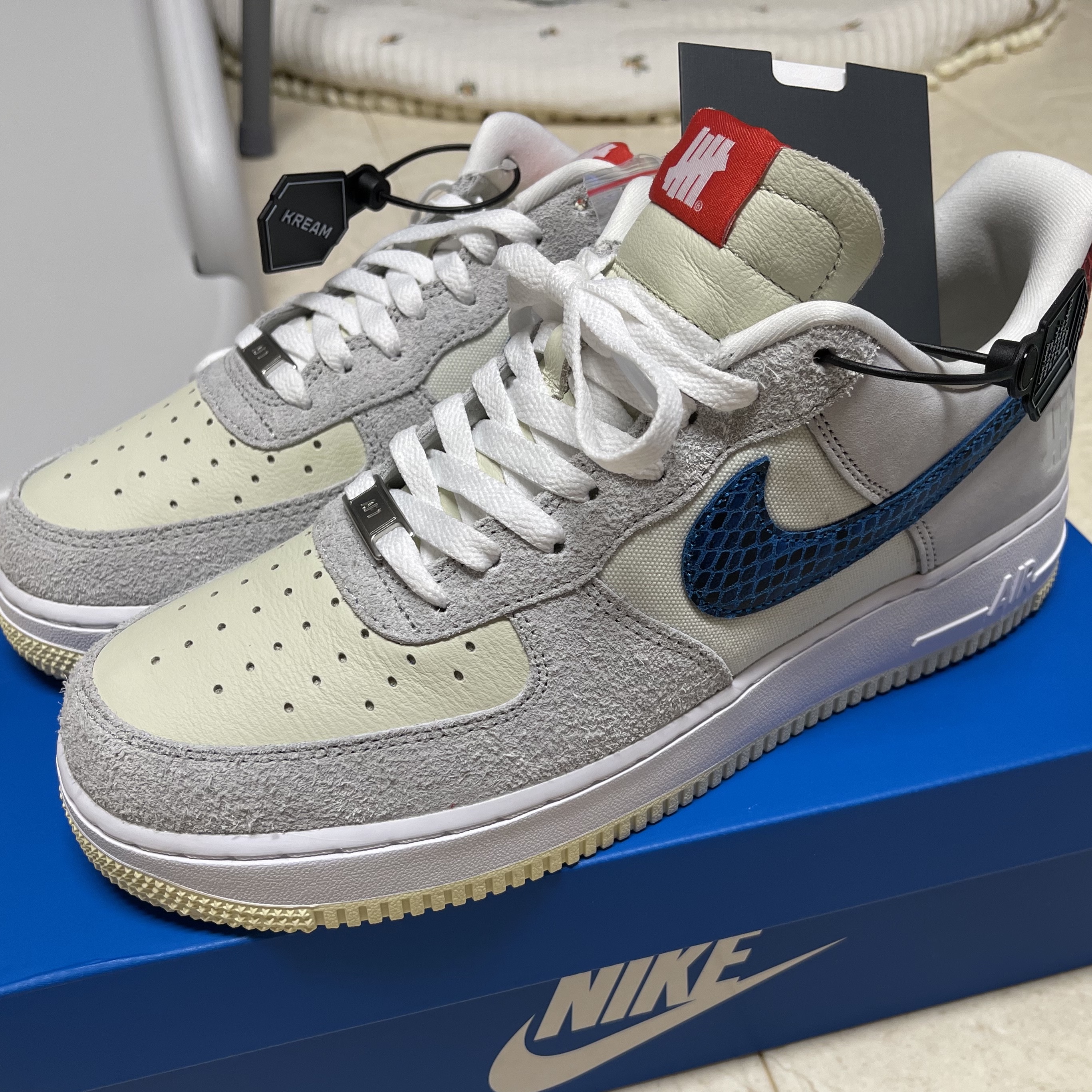 Nike x Undefeated Air Force 1 Low SP 5 On It 착용 스타일