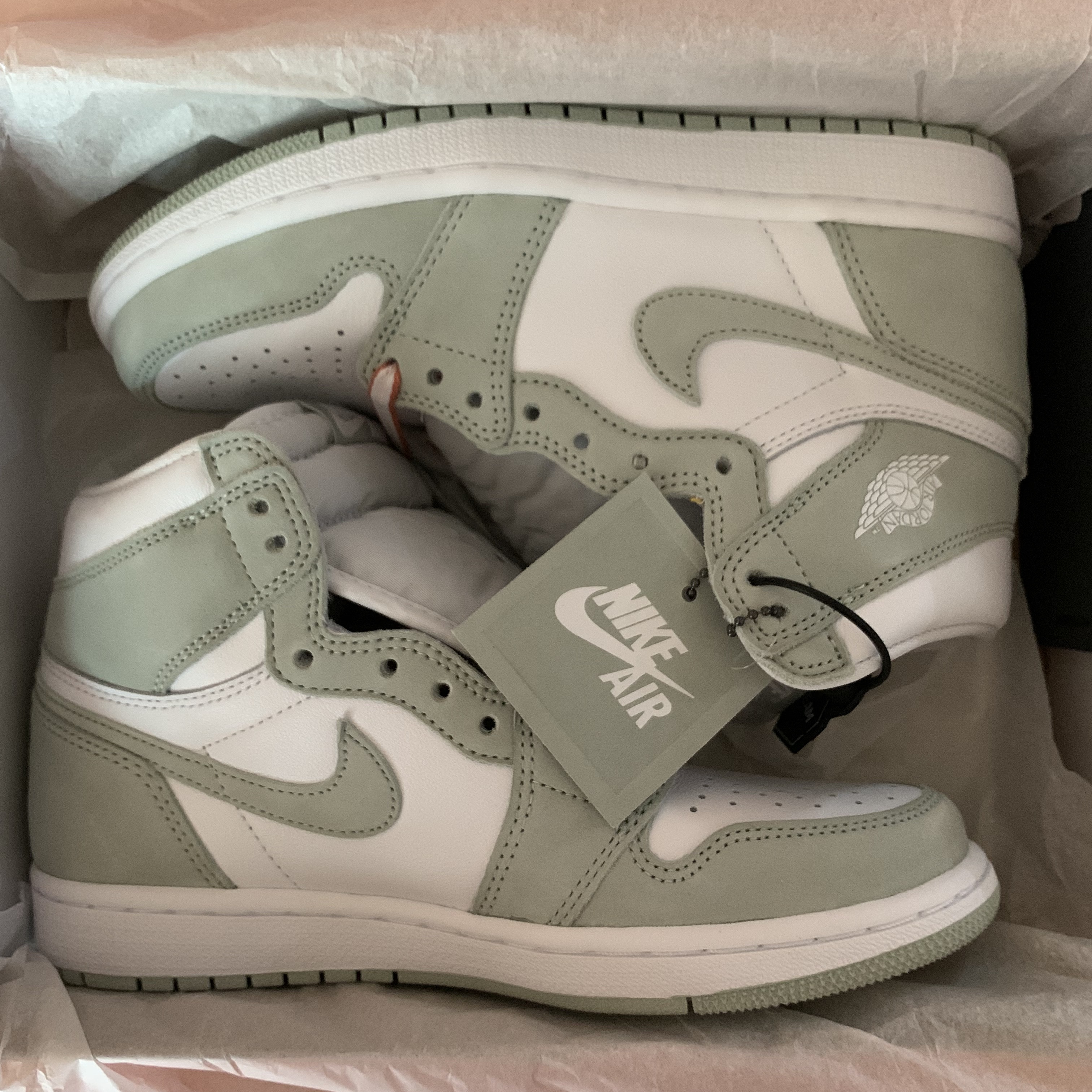 (W) Jordan 1 Retro High OG Seafoam 착용 스타일