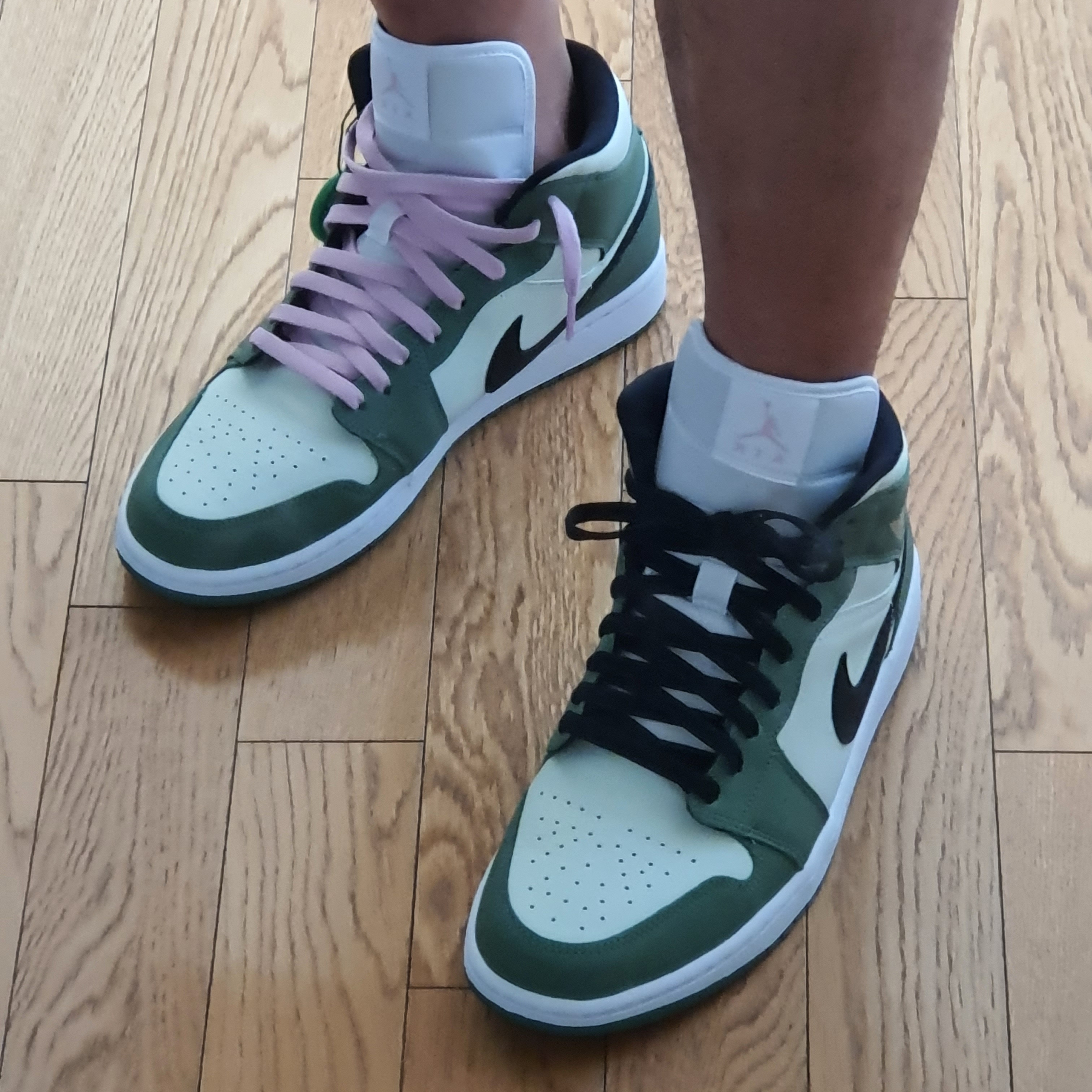 (W) Jordan 1 Mid SE Dutch Green 착용 스타일 - 2