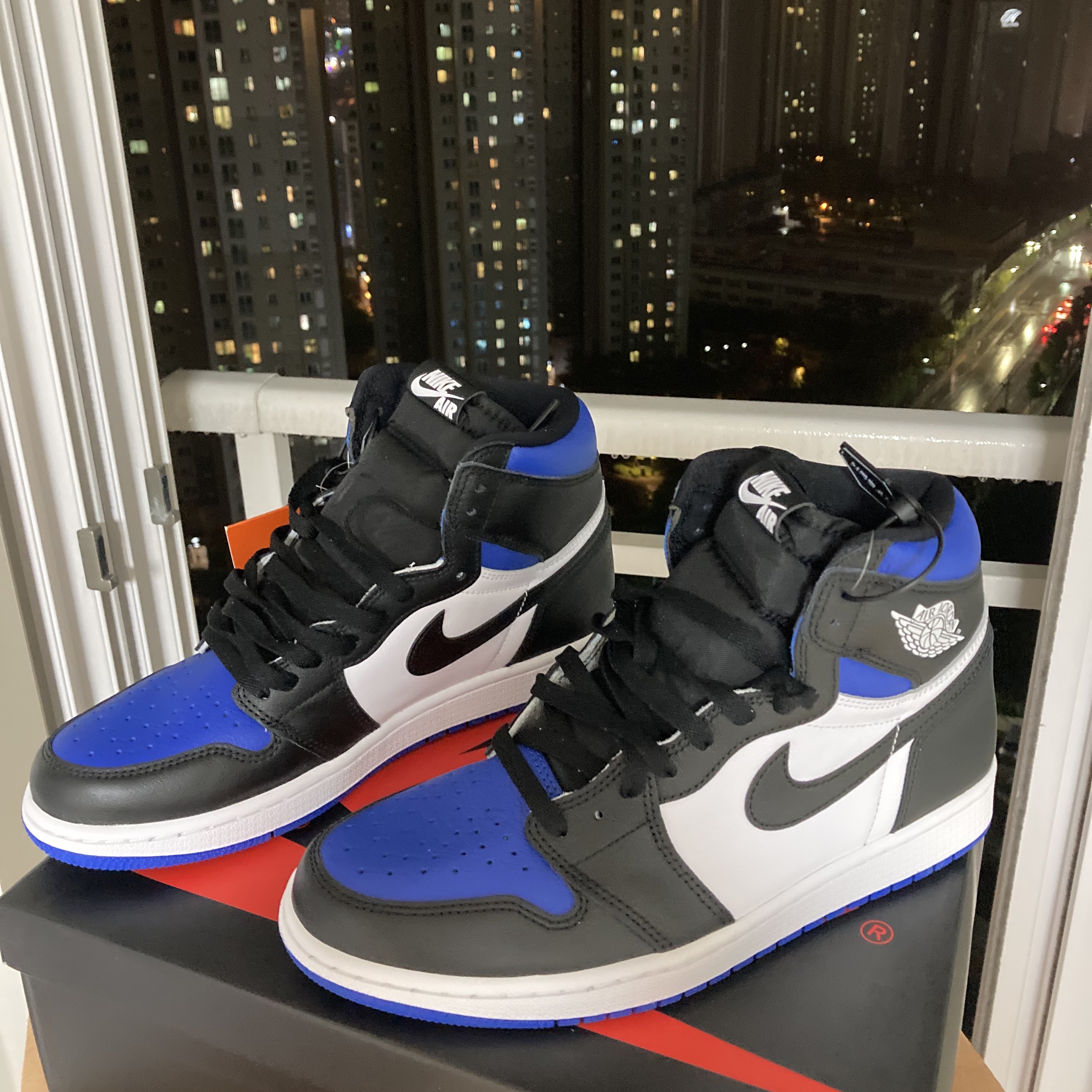 Jordan 1 Retro High OG Royal Toe 착용 스타일