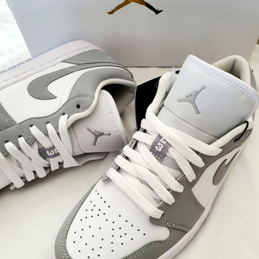 (W) Jordan 1 Low White Wolf Grey 착용 스타일 - 3