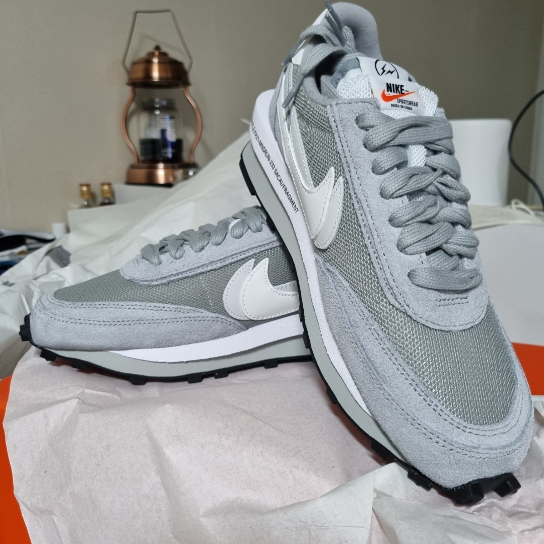 Nike x Sacai x Fragment LDWaffle Light Smoke Grey 착용 스타일