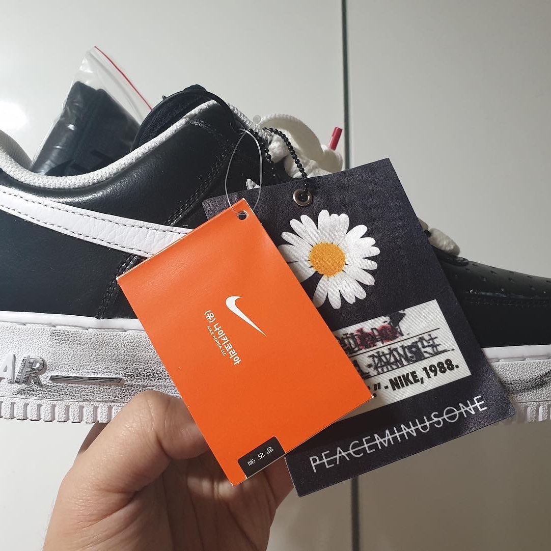 Nike x Peaceminusone Air Force 1 Low Para-Noise 착용 스타일