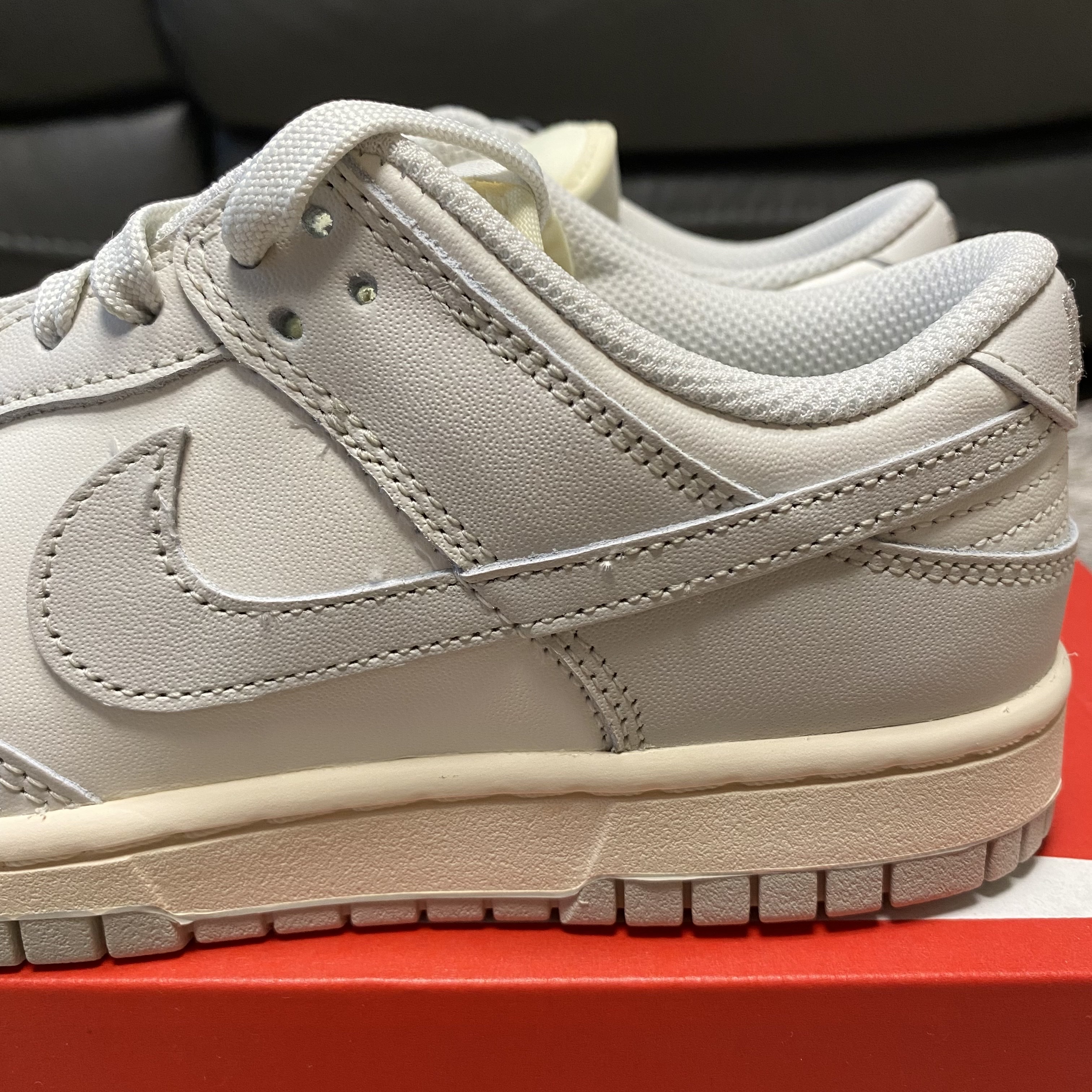 (W) Nike Dunk Low Light Bone 착용 스타일 - 3