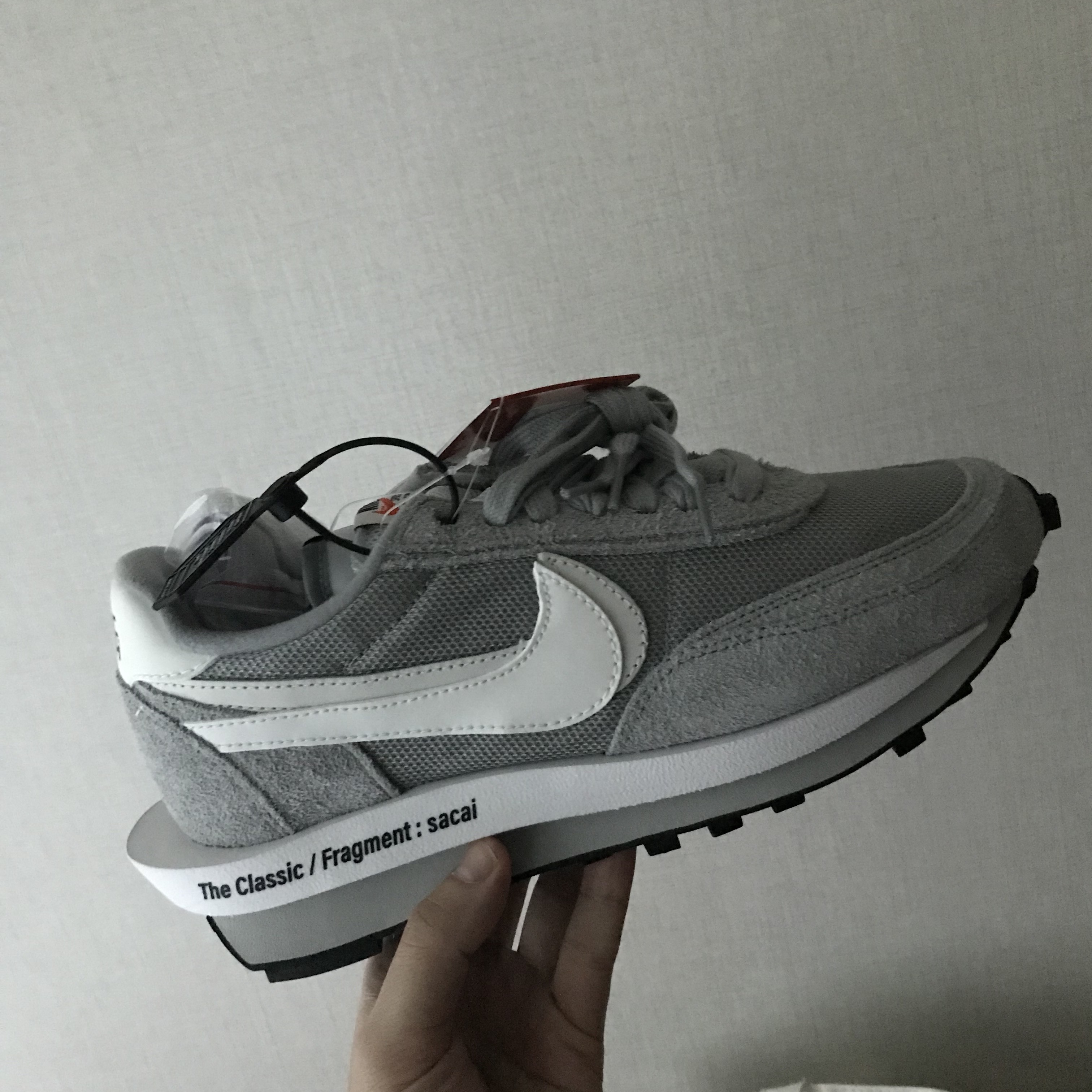 Nike x Sacai x Fragment LDWaffle Light Smoke Grey 착용 스타일