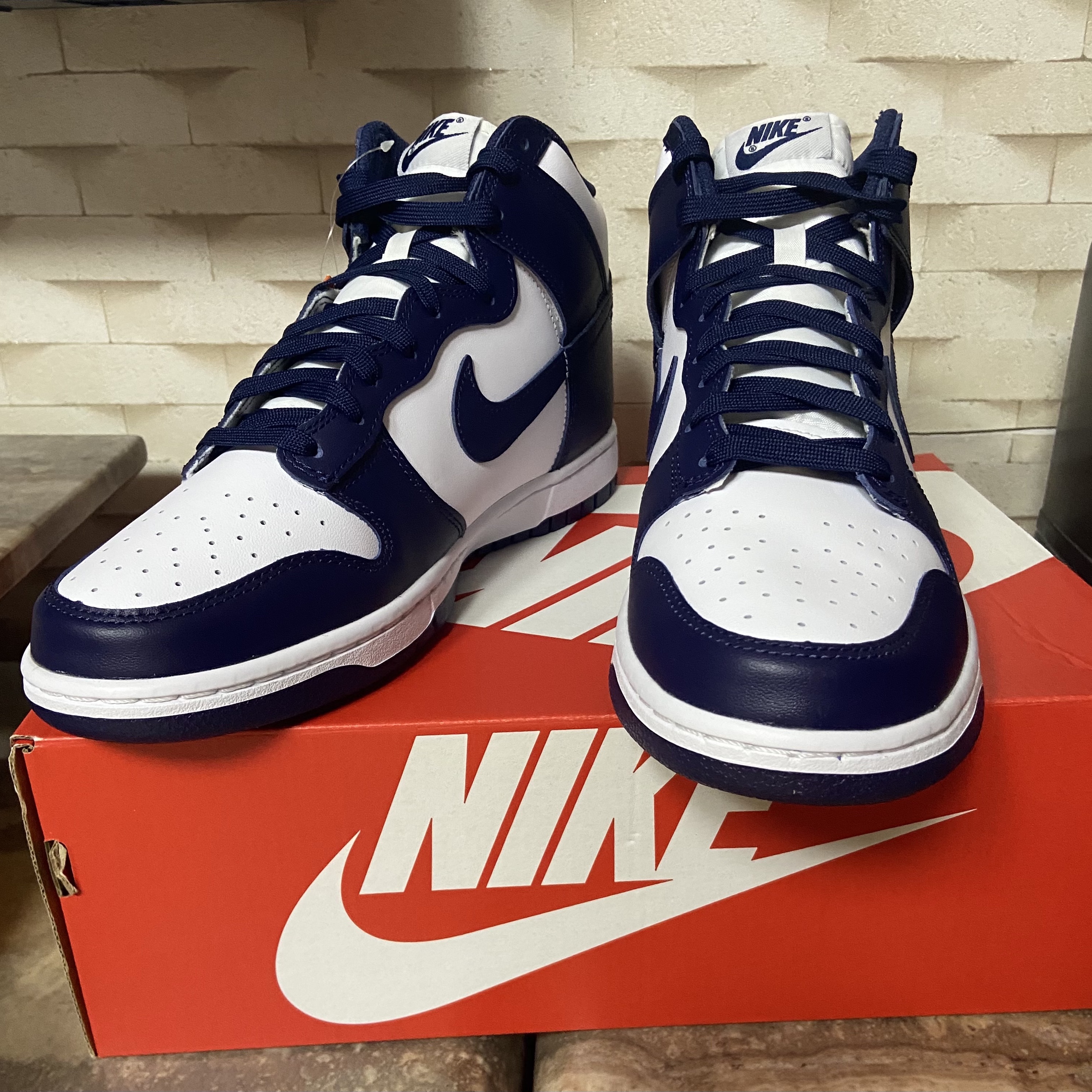Nike Dunk High Retro Championship Navy 착용 스타일 - 3