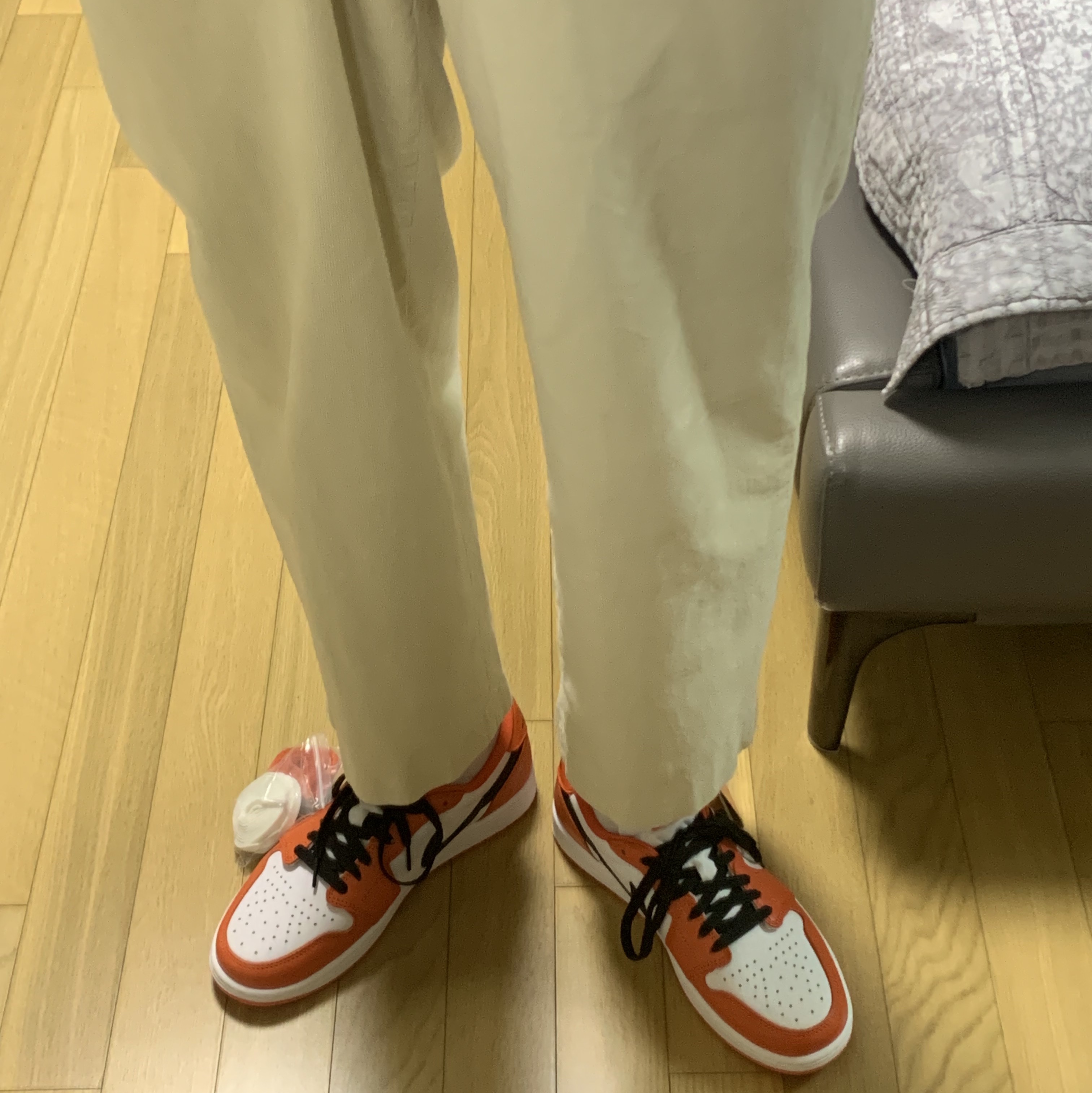Jordan 1 Low OG Starfish 착용 스타일 - 4