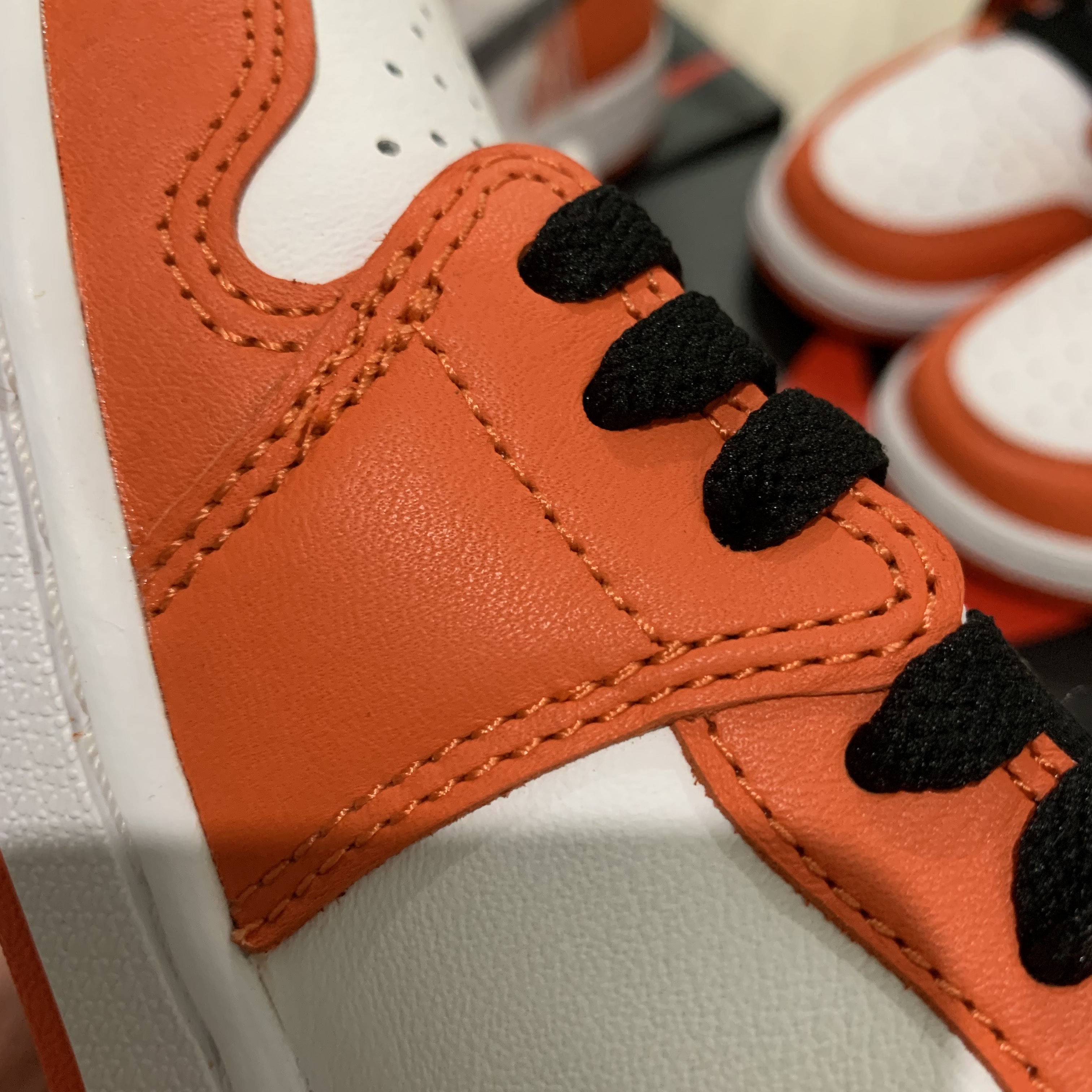 (W) Jordan 1 Low OG Starfish 착용 스타일 - 4