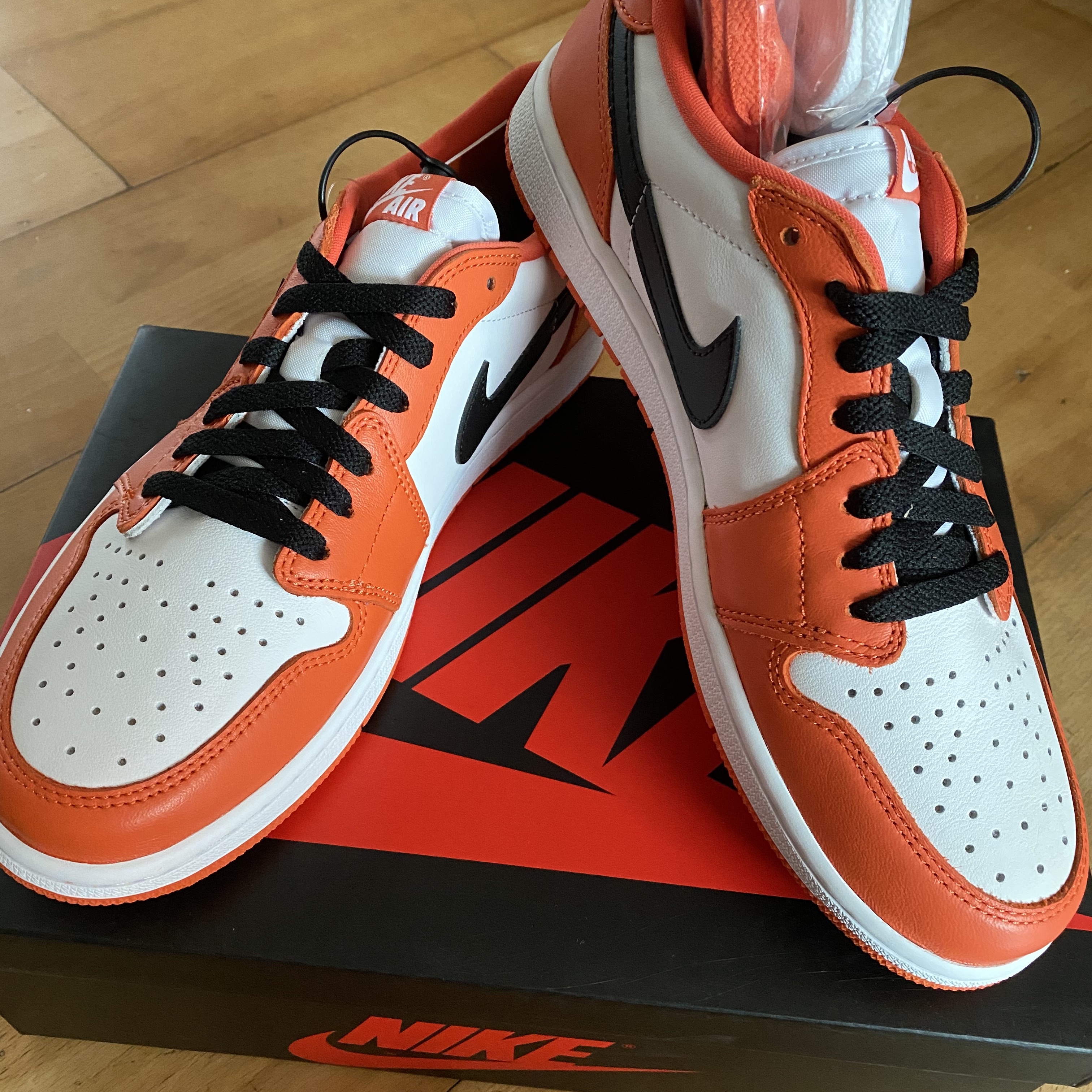 Jordan 1 Low OG Starfish, (W) Jordan 1 Low OG Starfish 착용 스타일 - 2